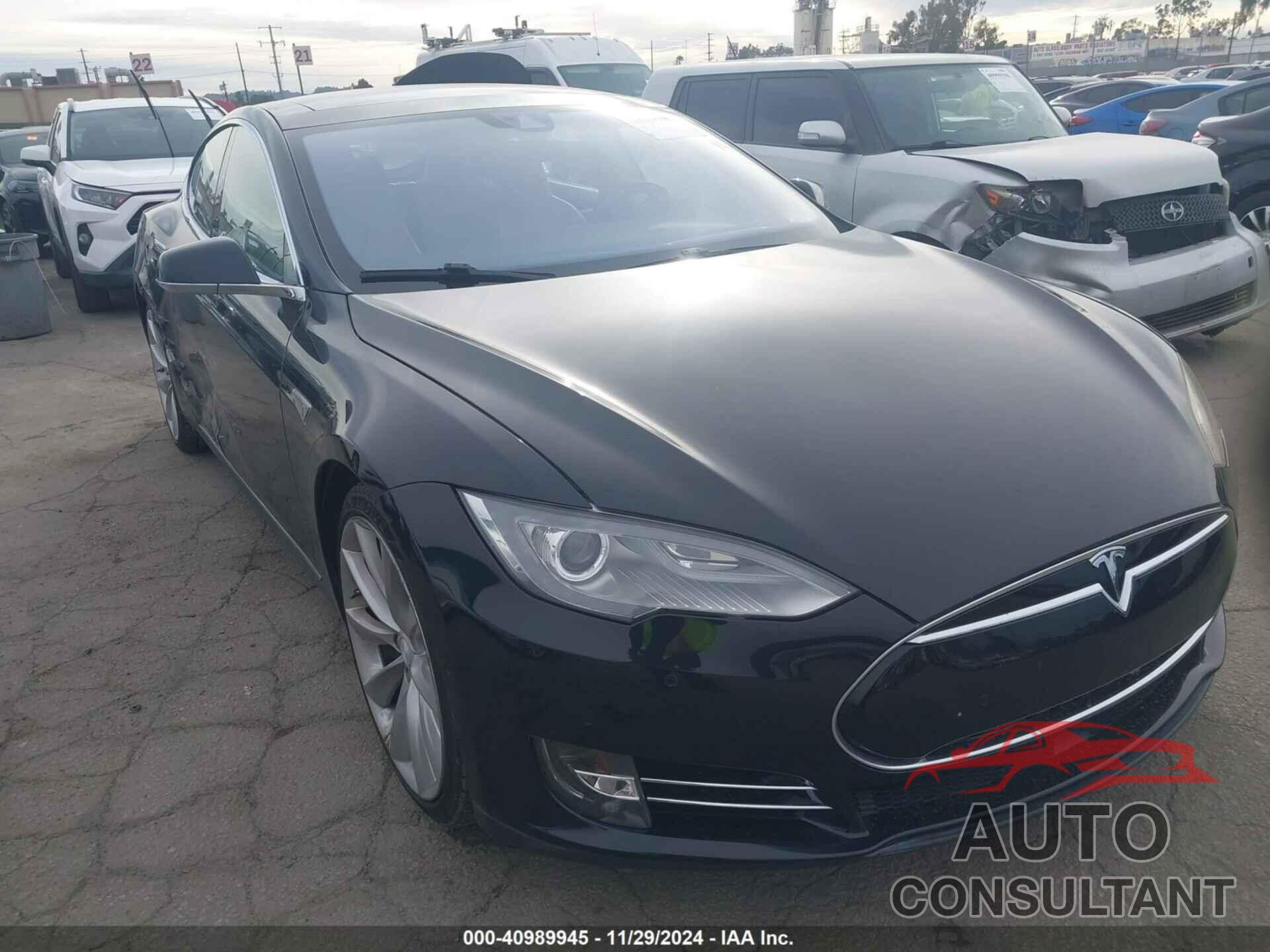 TESLA MODEL S 2015 - 5YJSA1E29FF105930