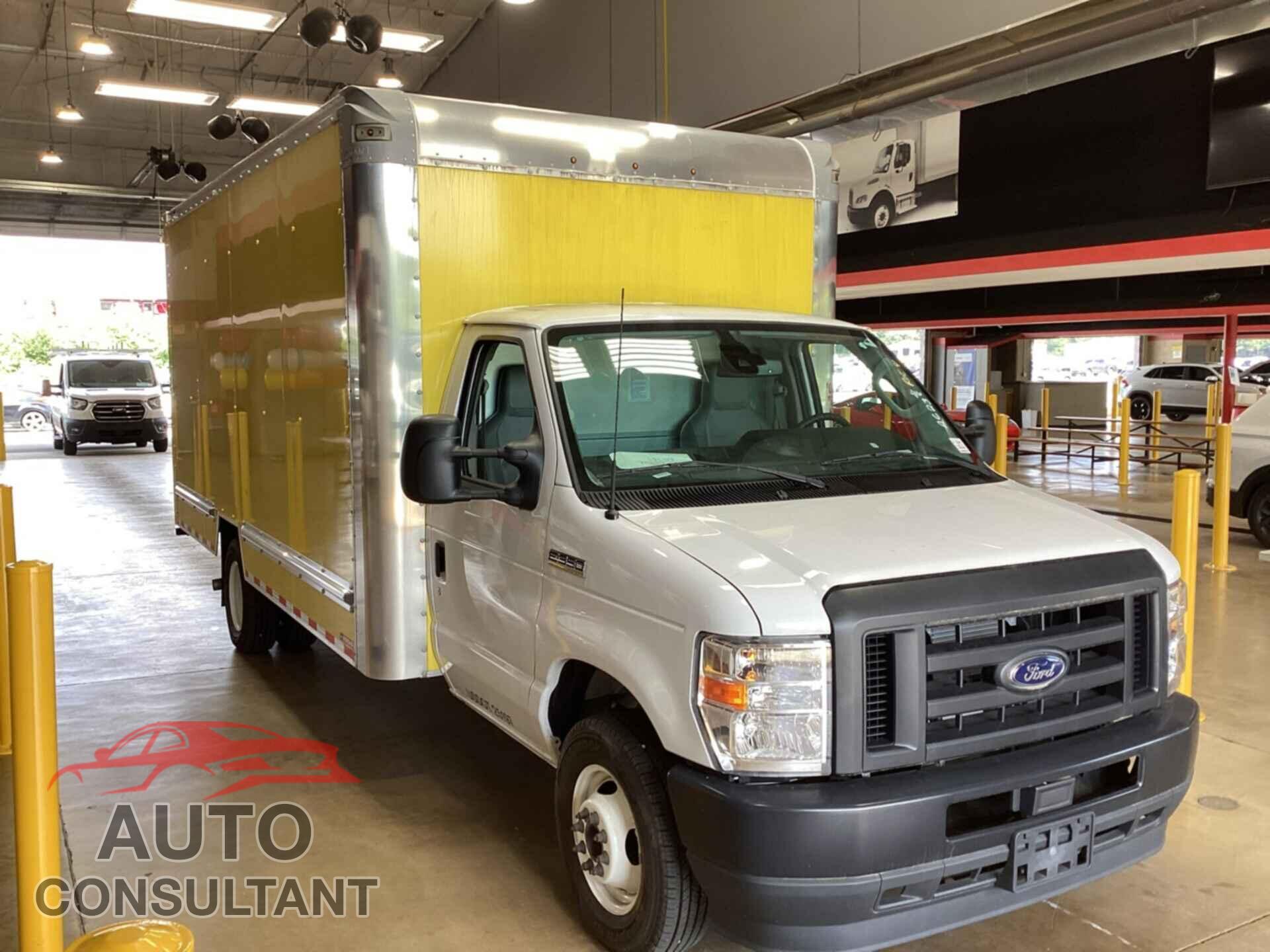 FORD ECONOLINE 2022 - 1FDWE3FKXNDC38861
