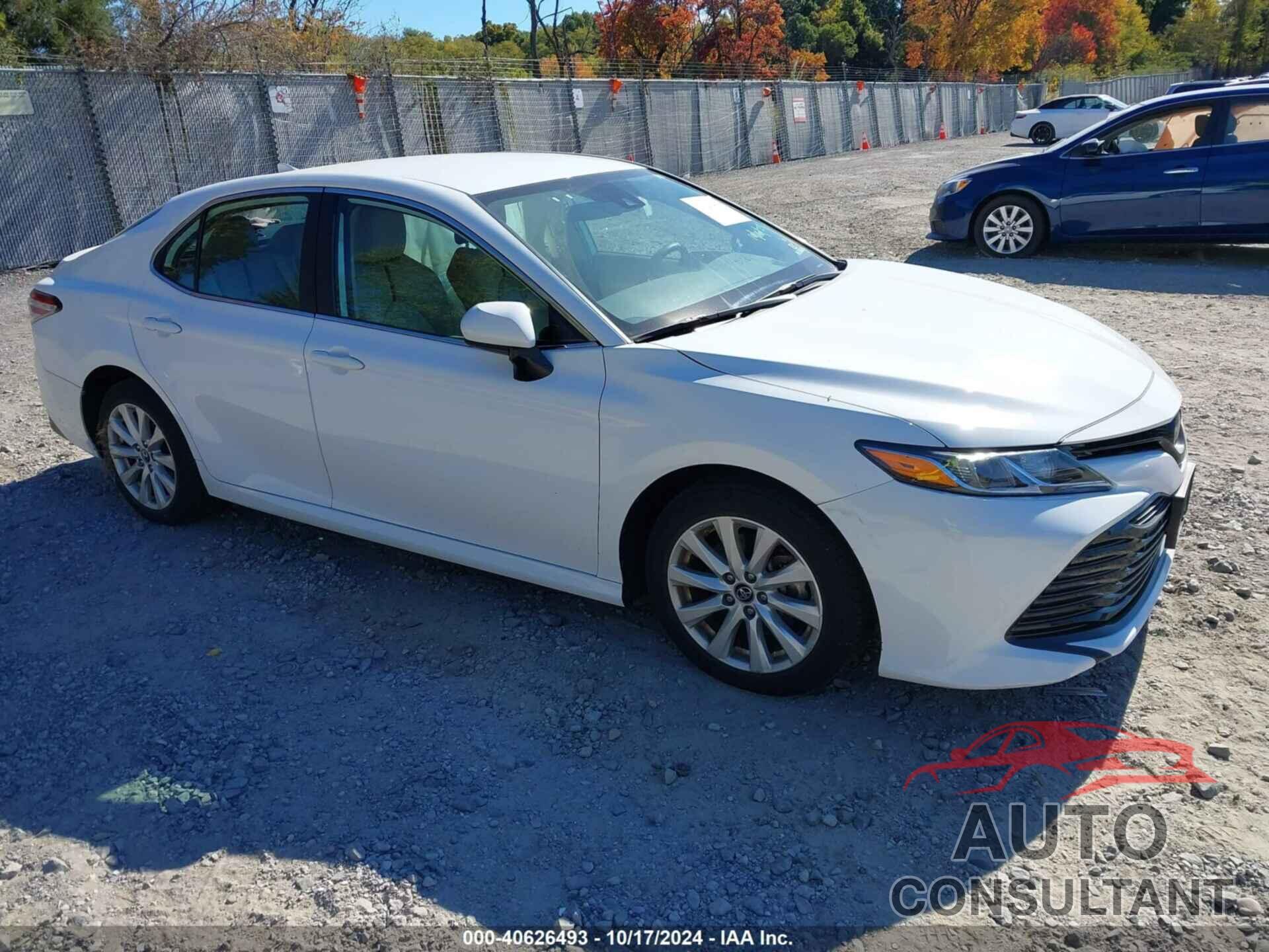 TOYOTA CAMRY 2019 - 4T1B11HK3KU820596