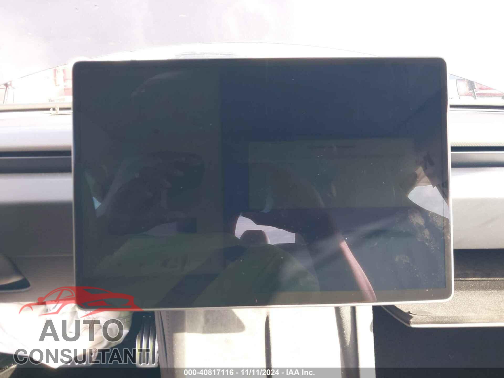 TESLA MODEL 3 2024 - 5YJ3E1ET7RF841447