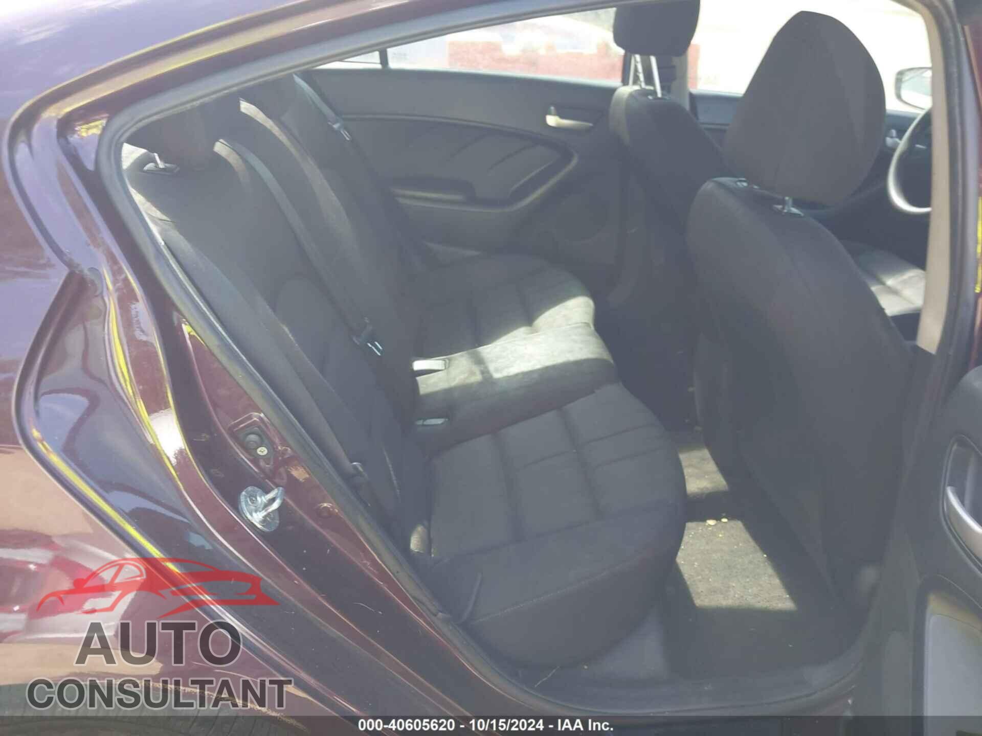 KIA FORTE 2017 - 3KPFK4A71HE010692