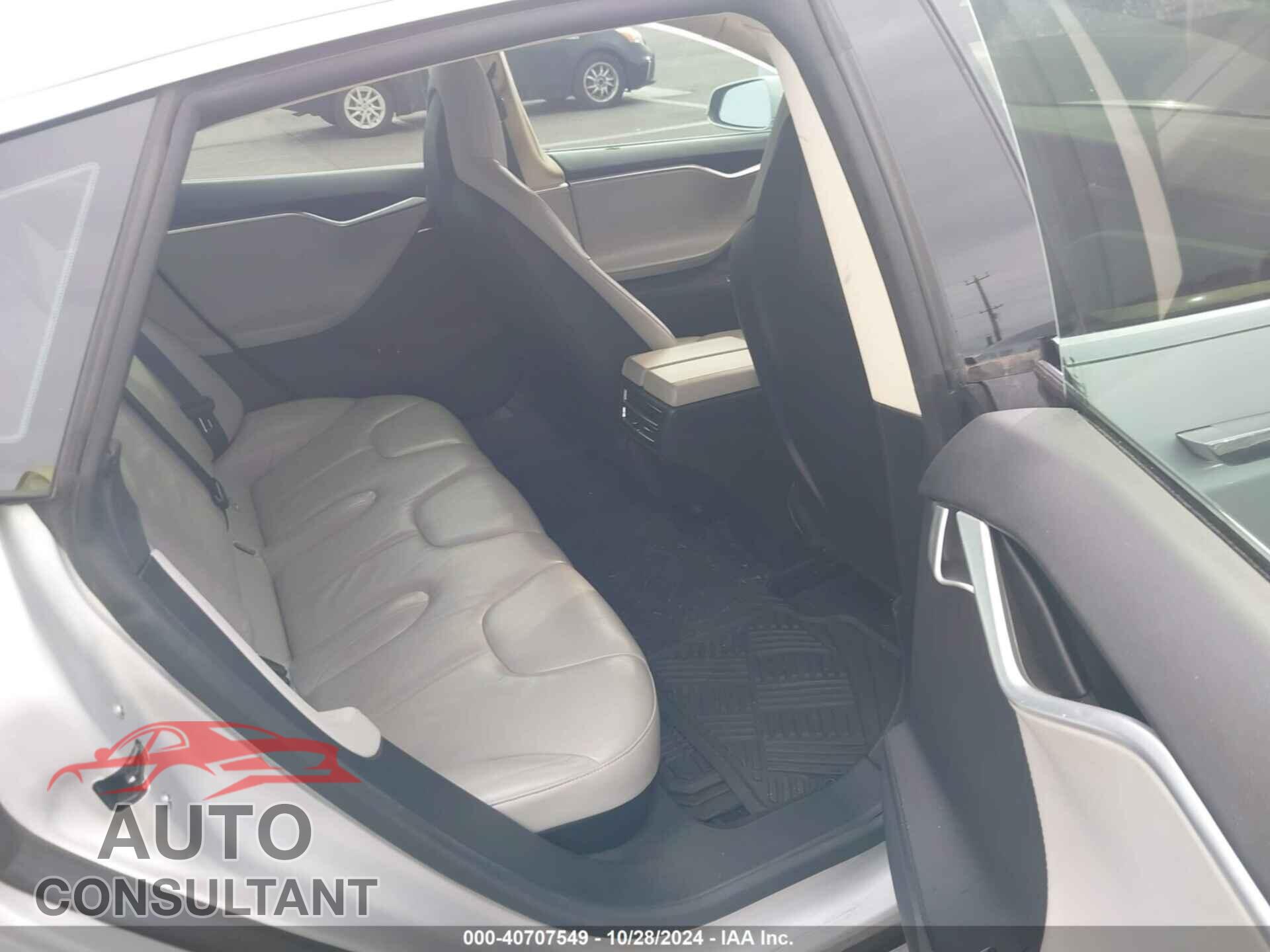 TESLA MODEL S 2013 - 5YJSA1AC3DFP10537