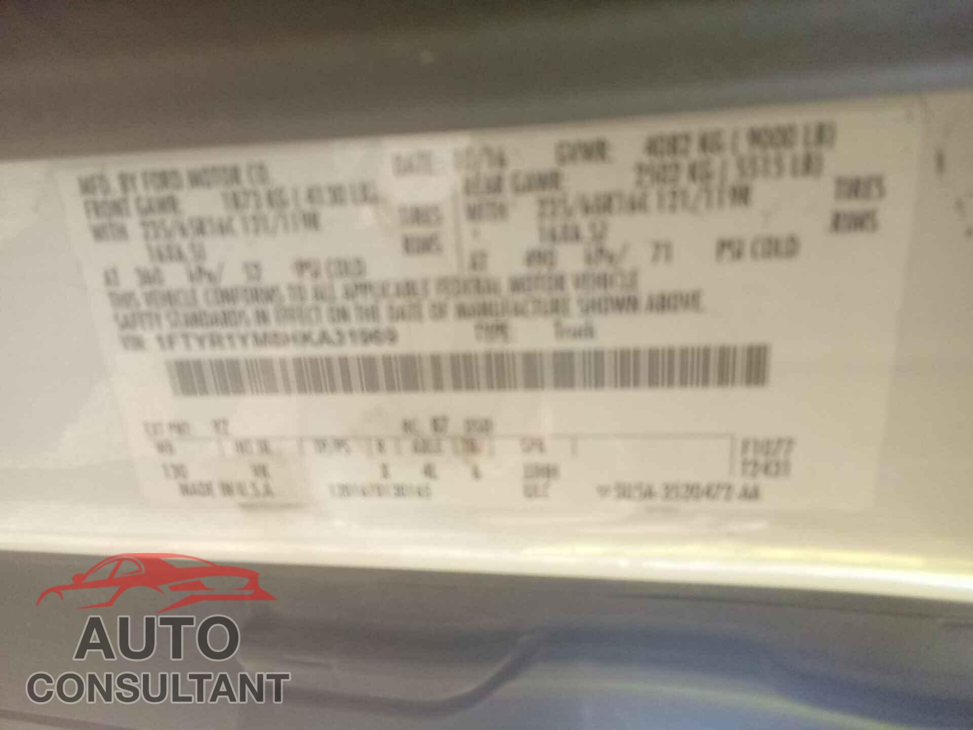 FORD TRANSIT 2017 - 1FTYR1YM8HKA31969