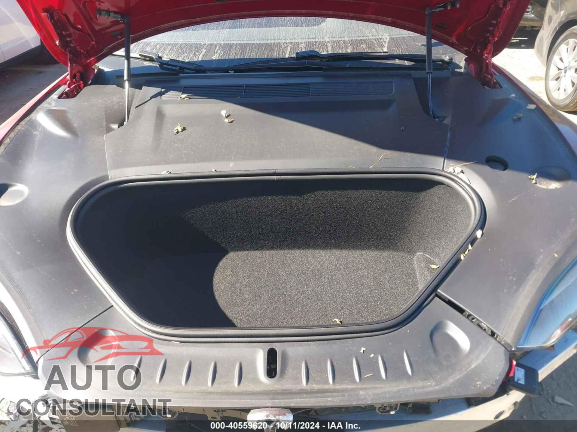 TESLA MODEL S 2023 - 5YJSA1E53PF523735