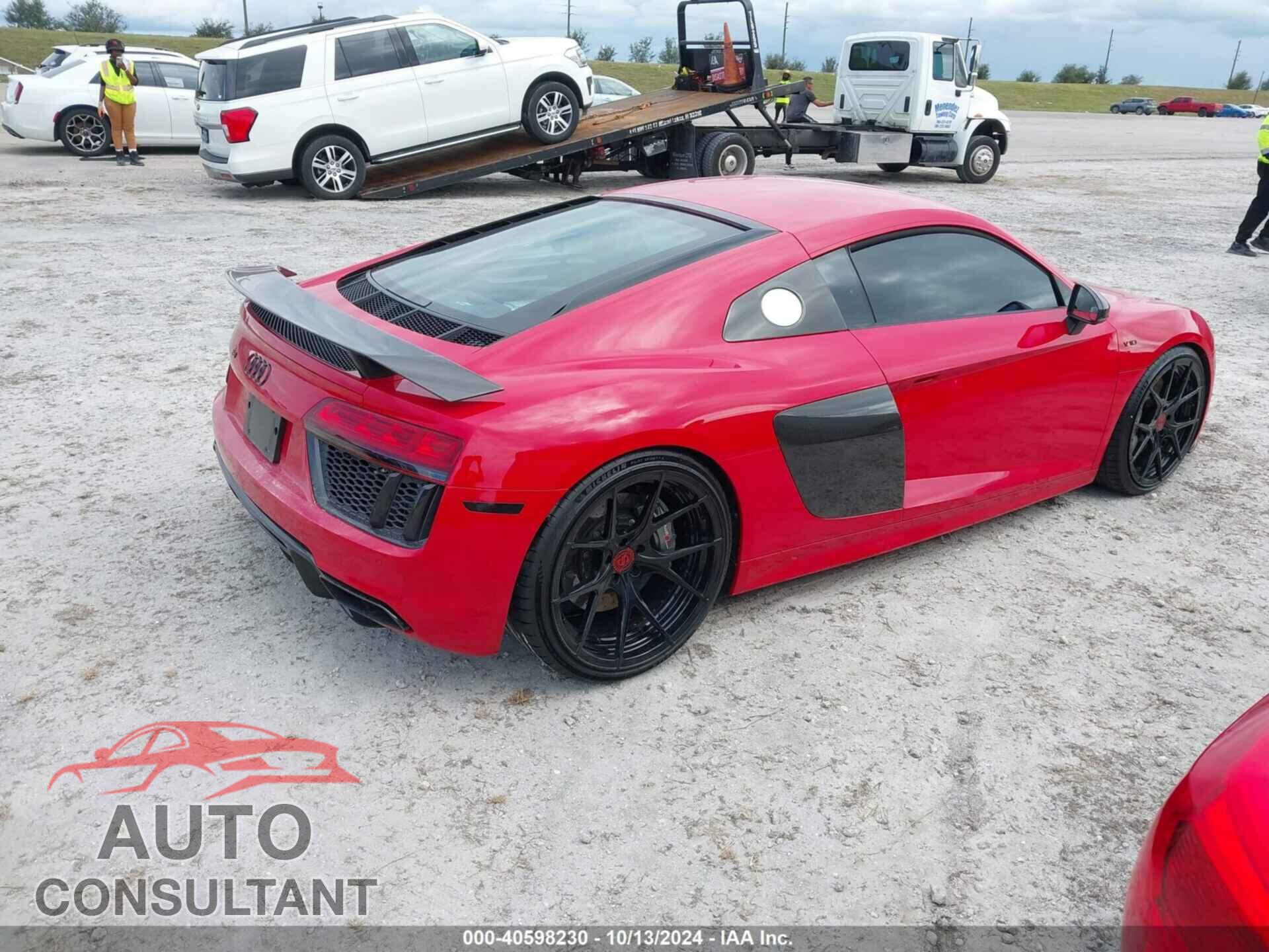 AUDI R8 2018 - WUAKBAFX2J7902027