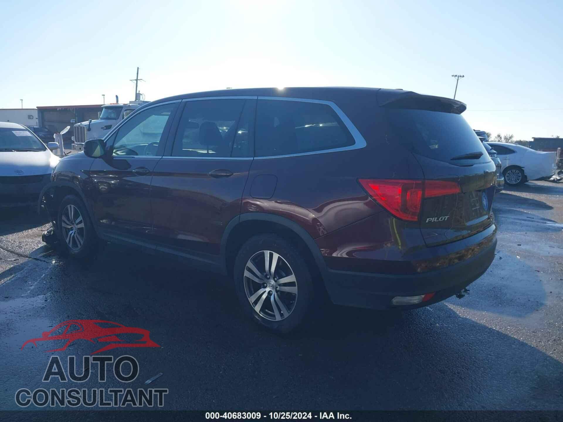 HONDA PILOT 2017 - 5FNYF5H79HB038372