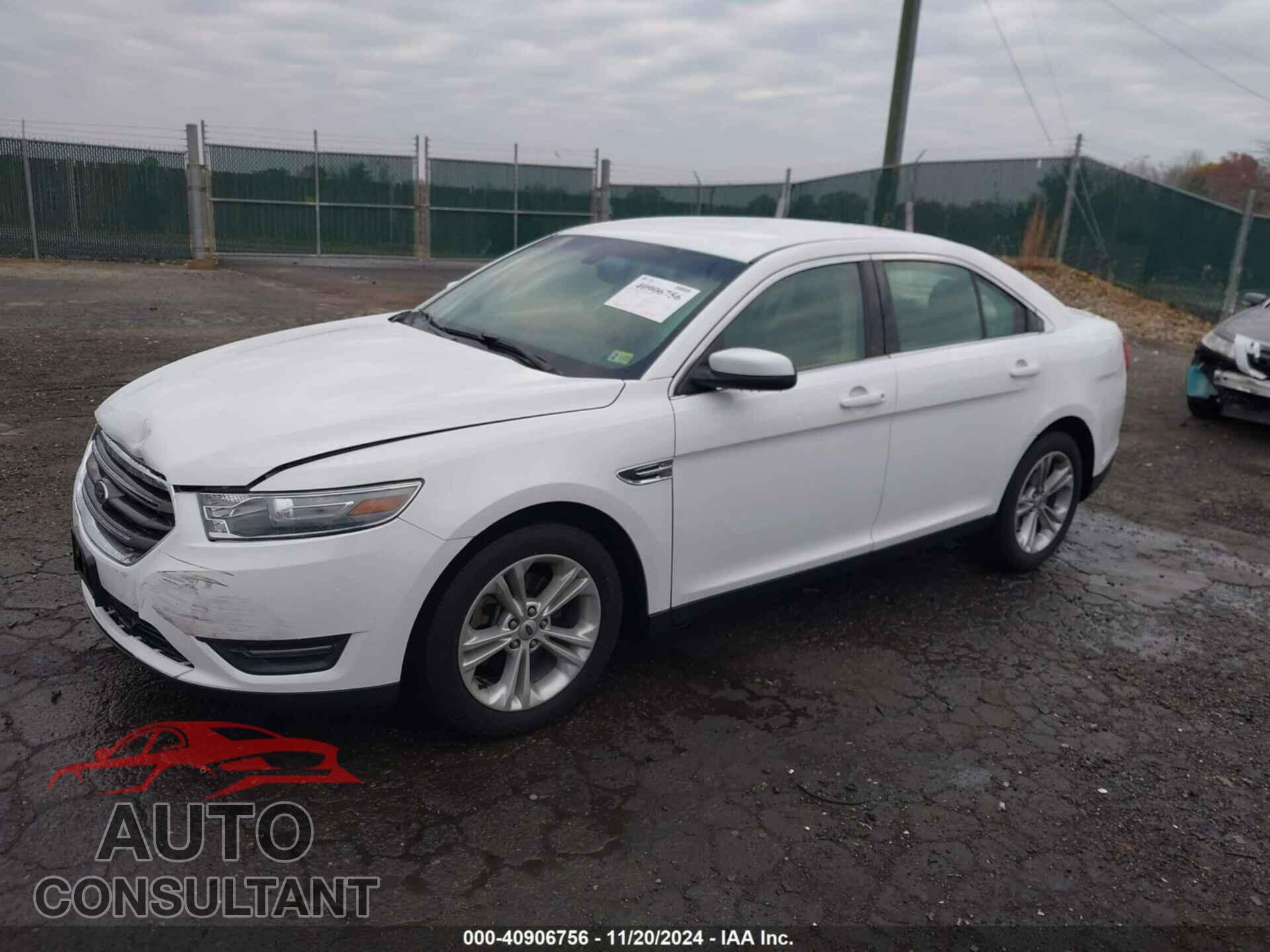 FORD TAURUS 2013 - 1FAHP2E82DG111449