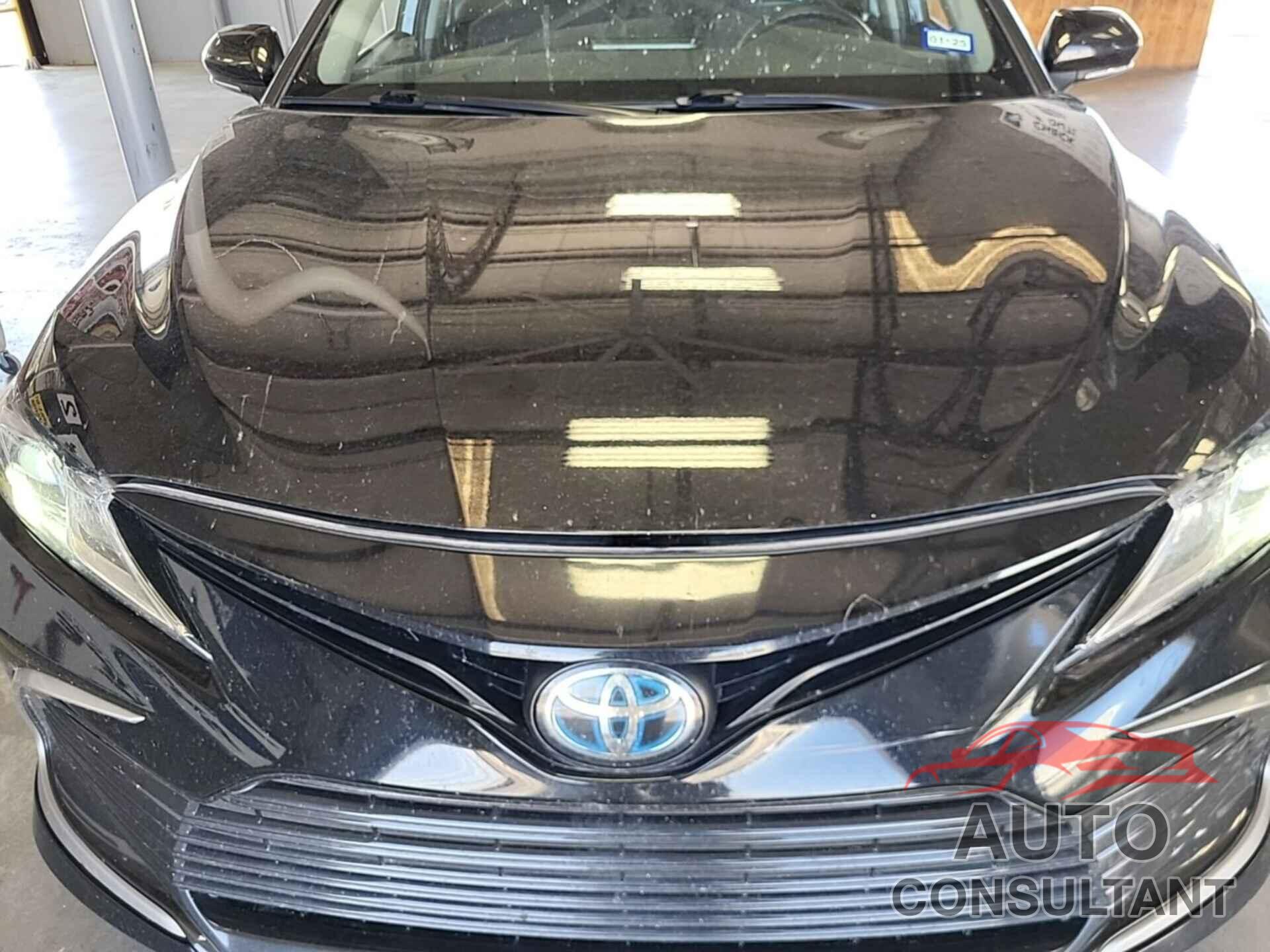 TOYOTA CAMRY 2021 - 4T1C31AK1MU551560