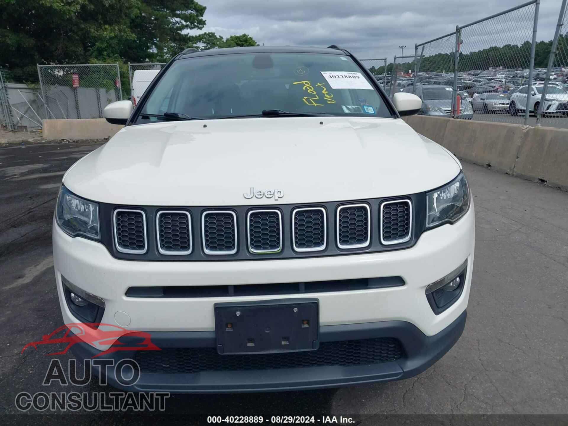 JEEP COMPASS 2019 - 3C4NJDBB8KT767710
