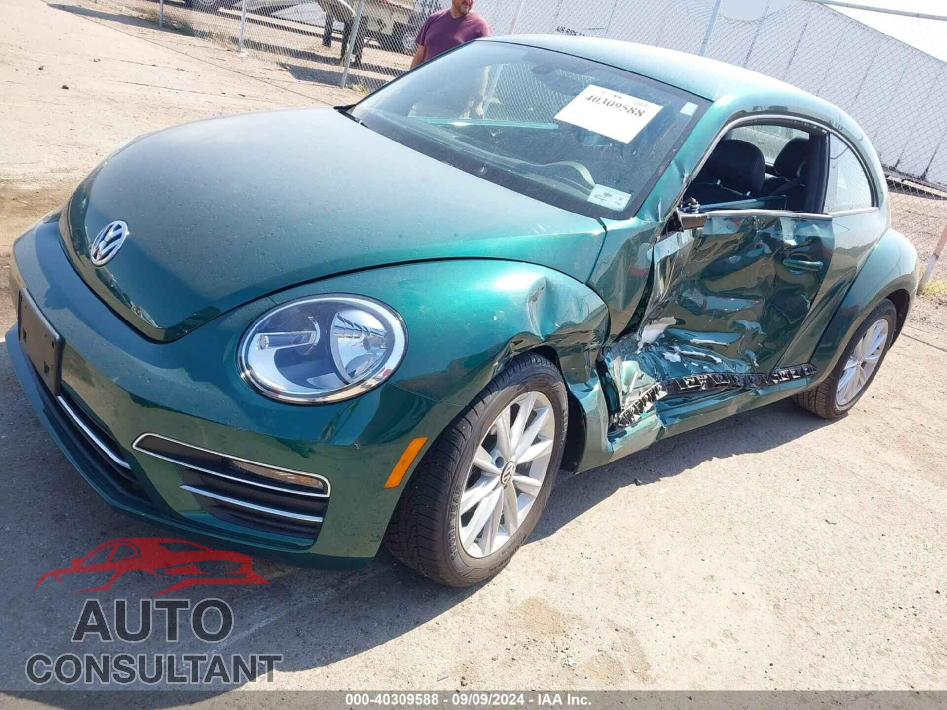 VOLKSWAGEN BEETLE 2017 - 3VWJ17AT9HM617681