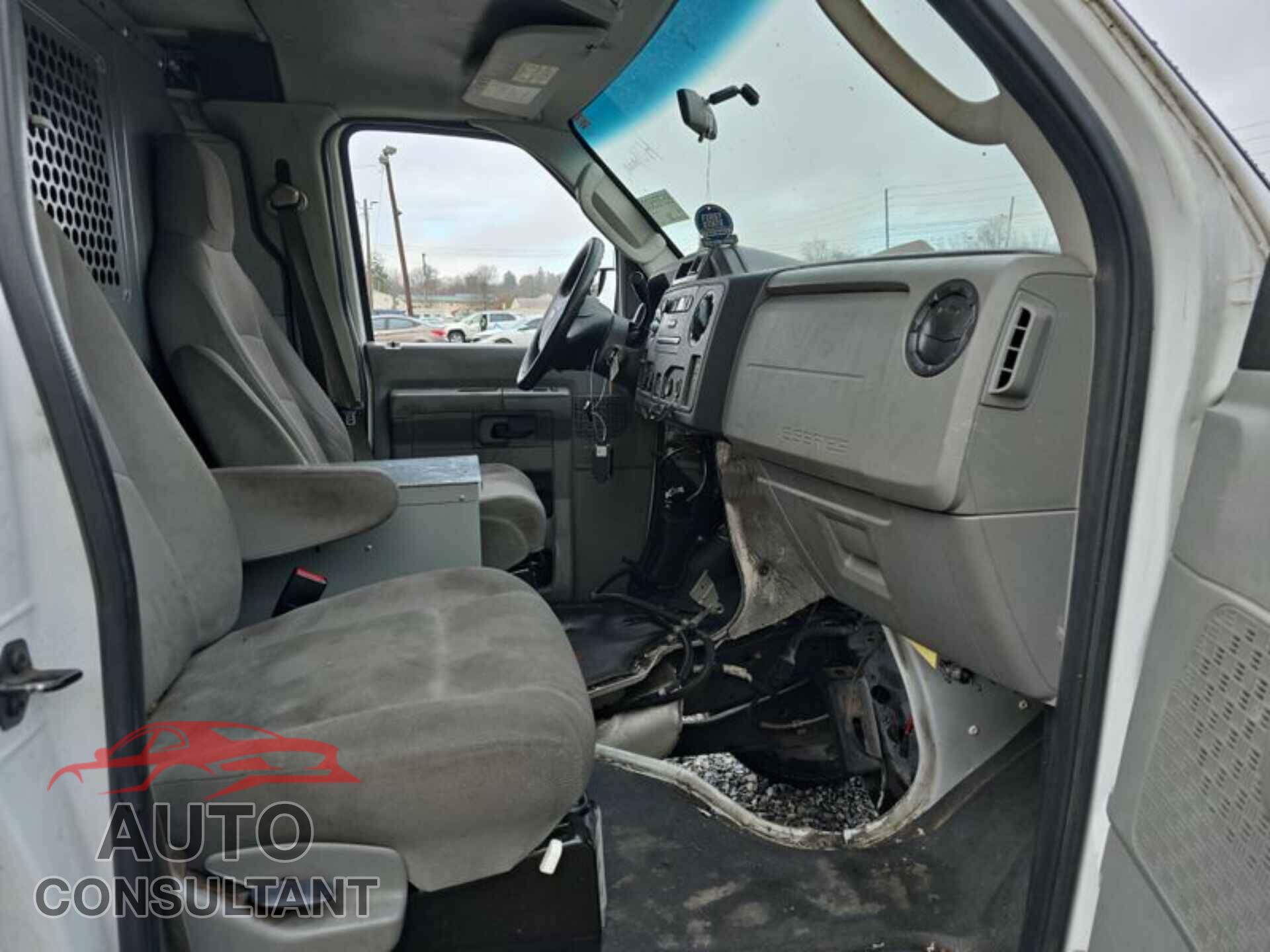 FORD ECONOLINE 2014 - 1FTNE2EL8EDB13880