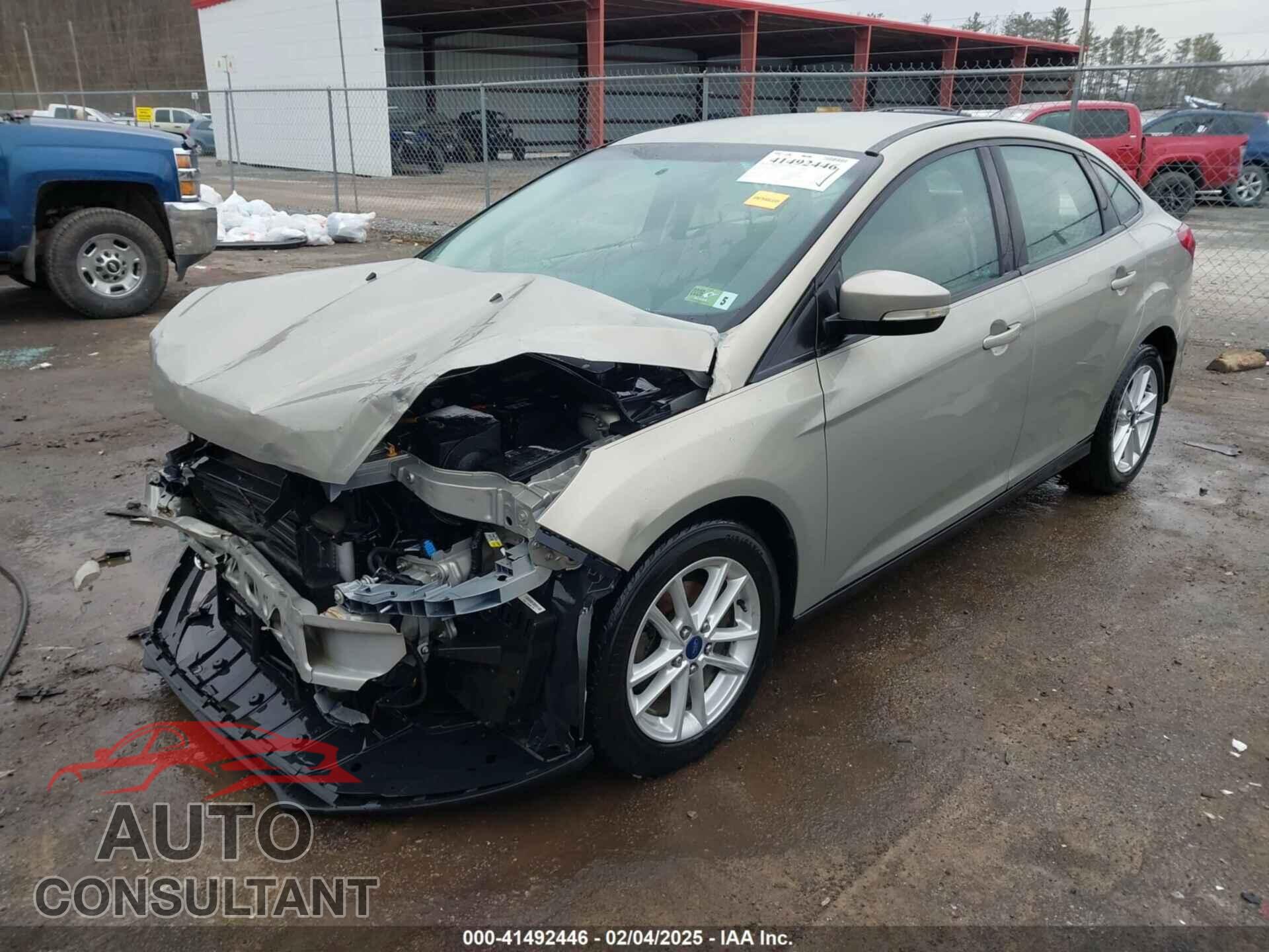 FORD FOCUS 2015 - 1FADP3F26FL299112