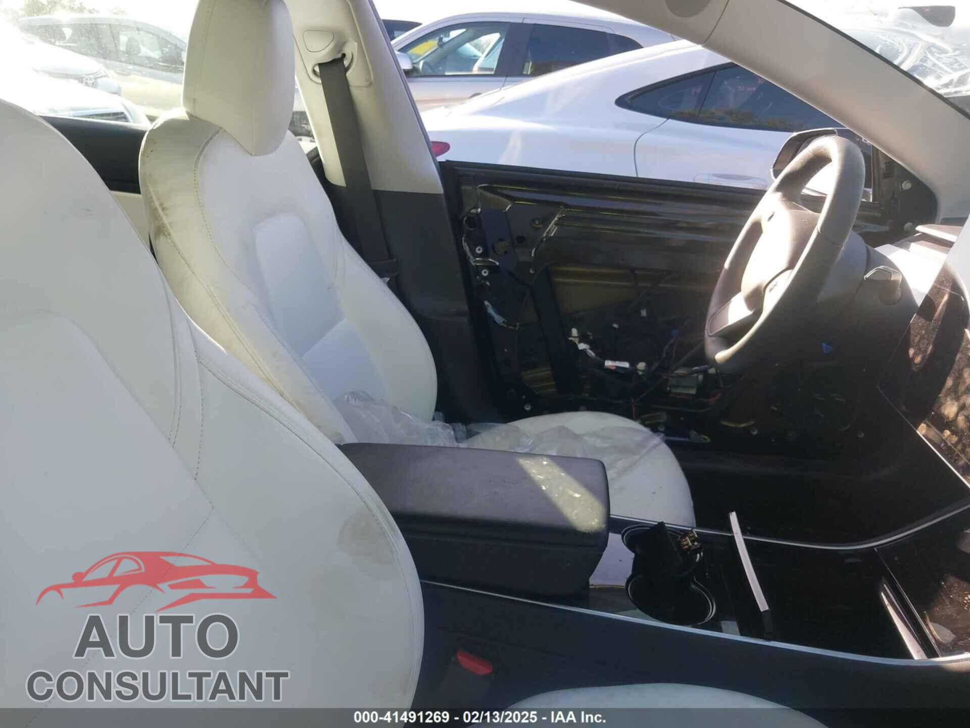 TESLA MODEL 3 2019 - 5YJ3E1EA4KF317872