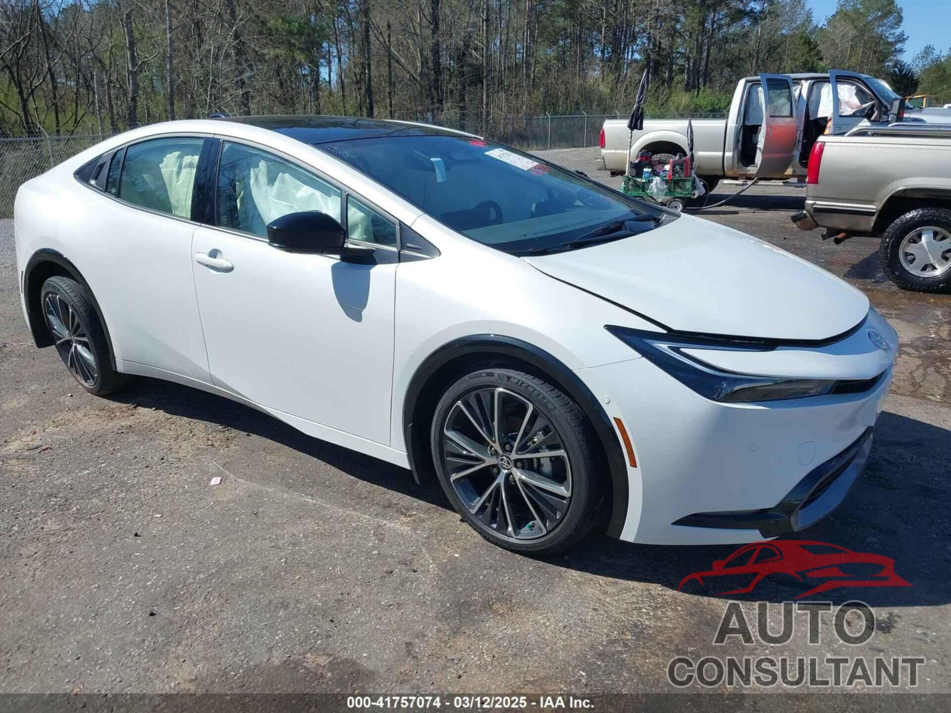 TOYOTA PRIUS 2024 - JTDACAAU6R3043434
