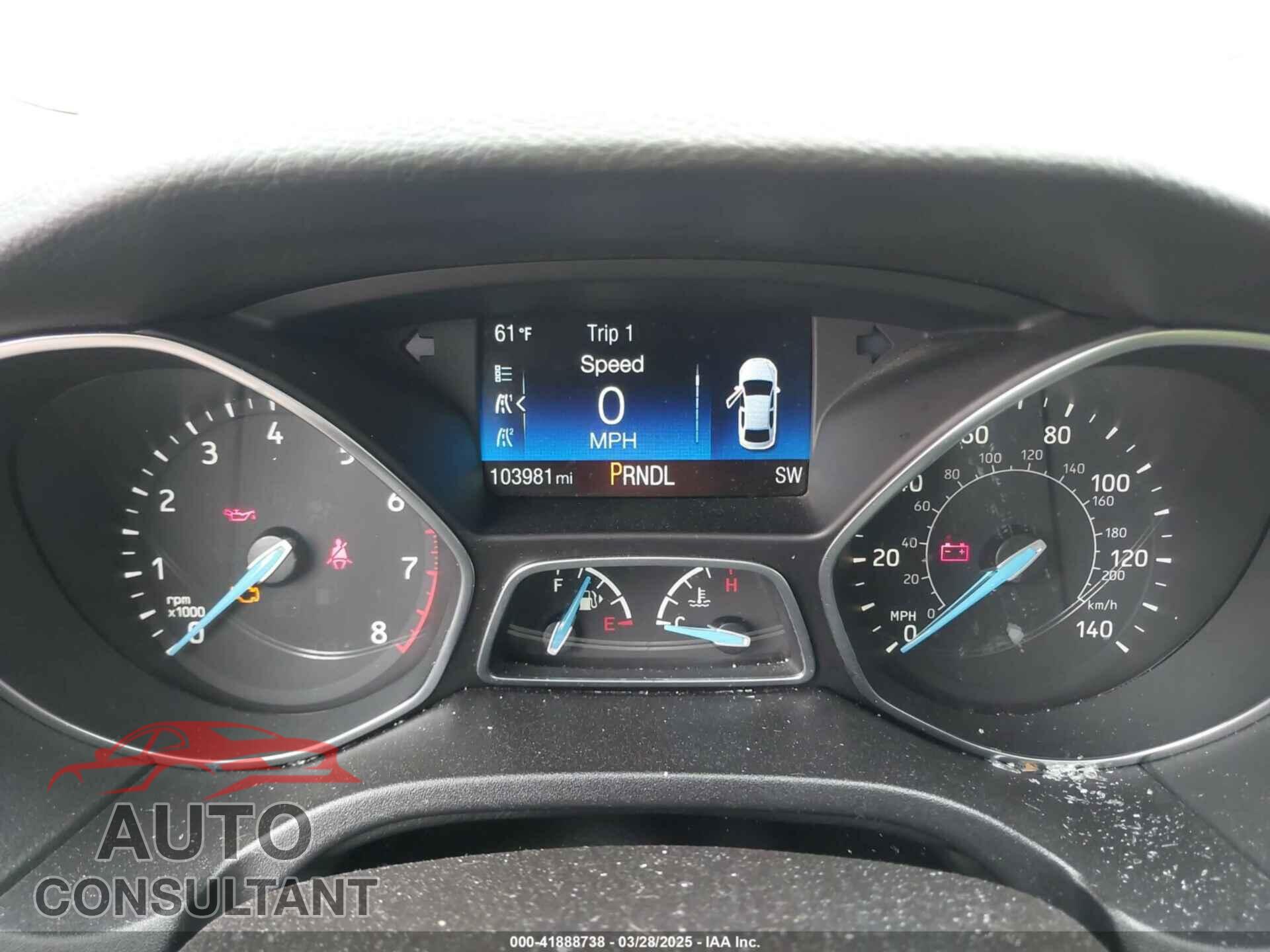 FORD FOCUS 2017 - 1FADP3F28HL252411
