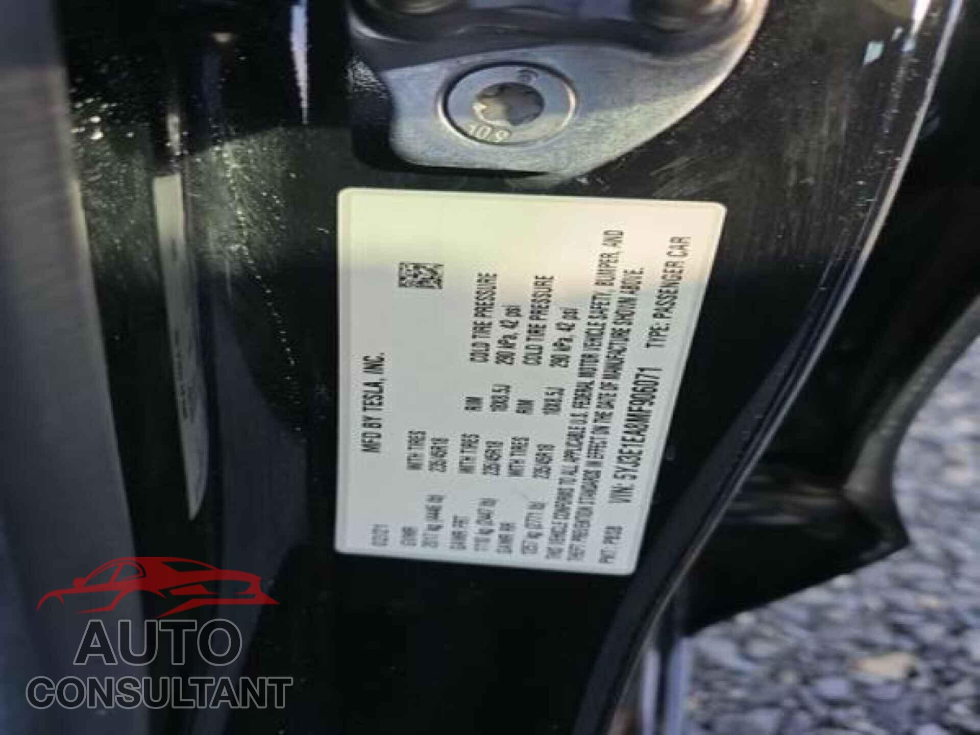 TESLA MODEL 3 2021 - 5YJ3E1EA8MF906071
