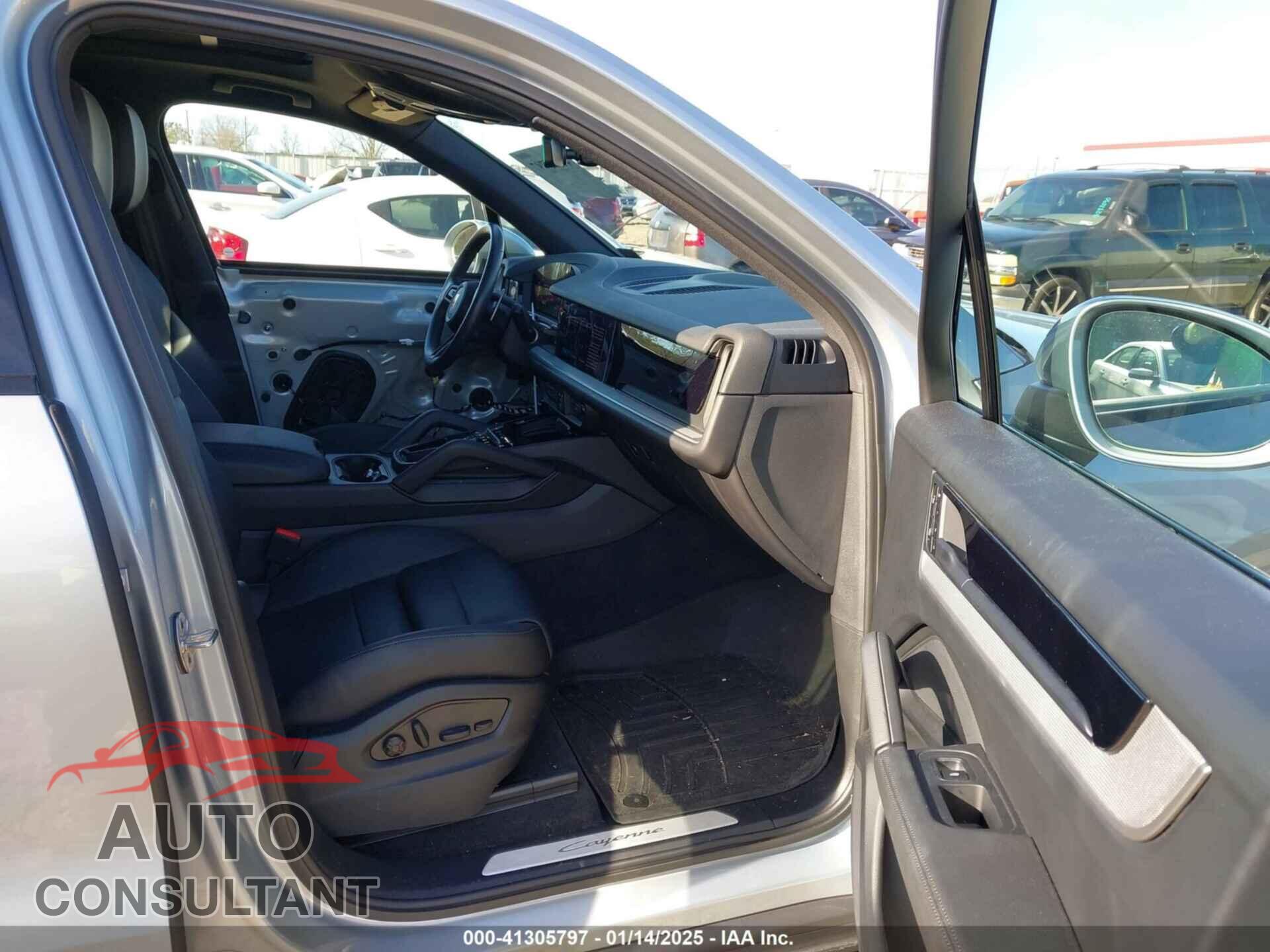 PORSCHE CAYENNE 2024 - WP1AA2AYXRDA01534