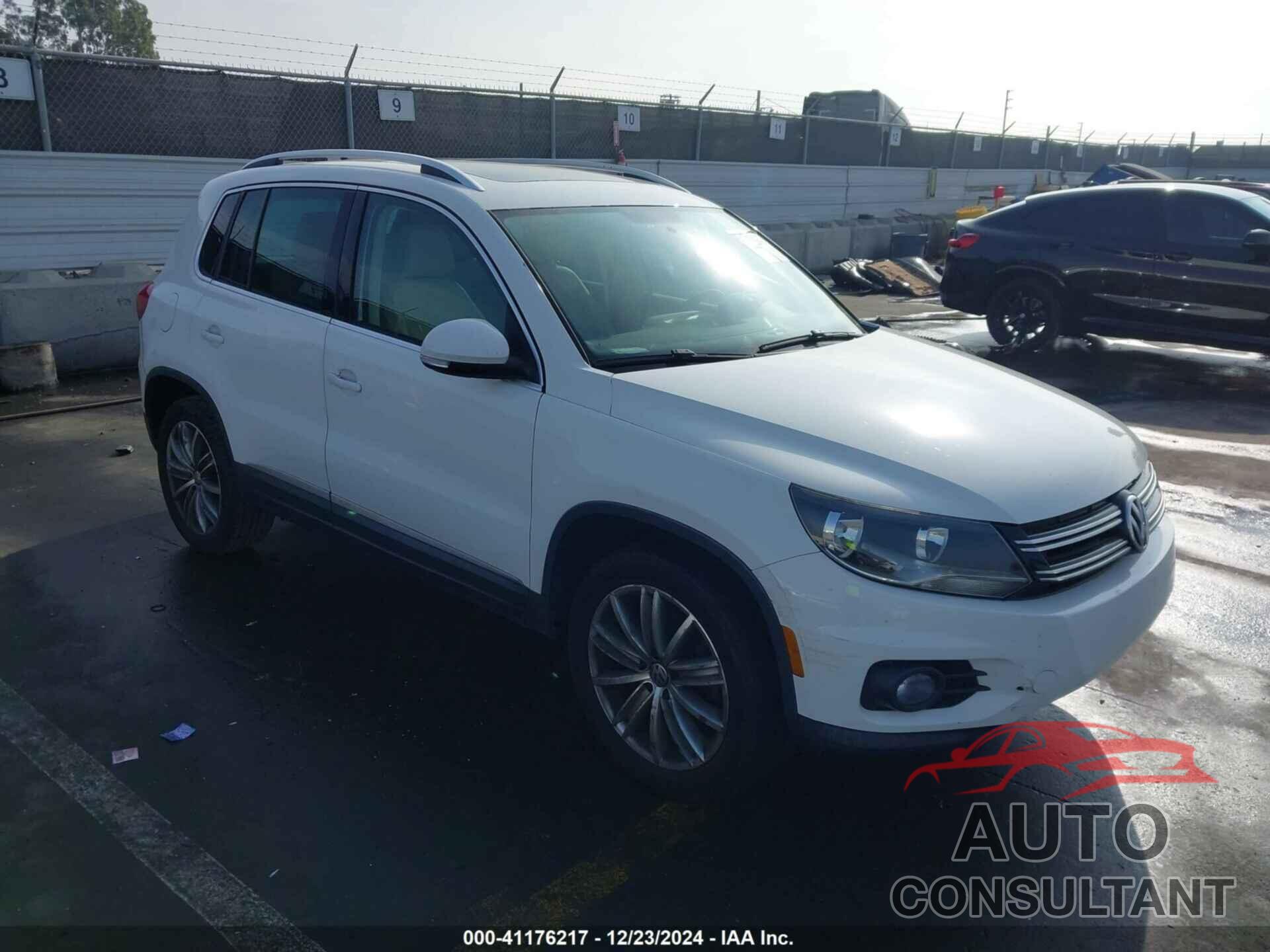 VOLKSWAGEN TIGUAN 2014 - WVGAV3AXXEW547439