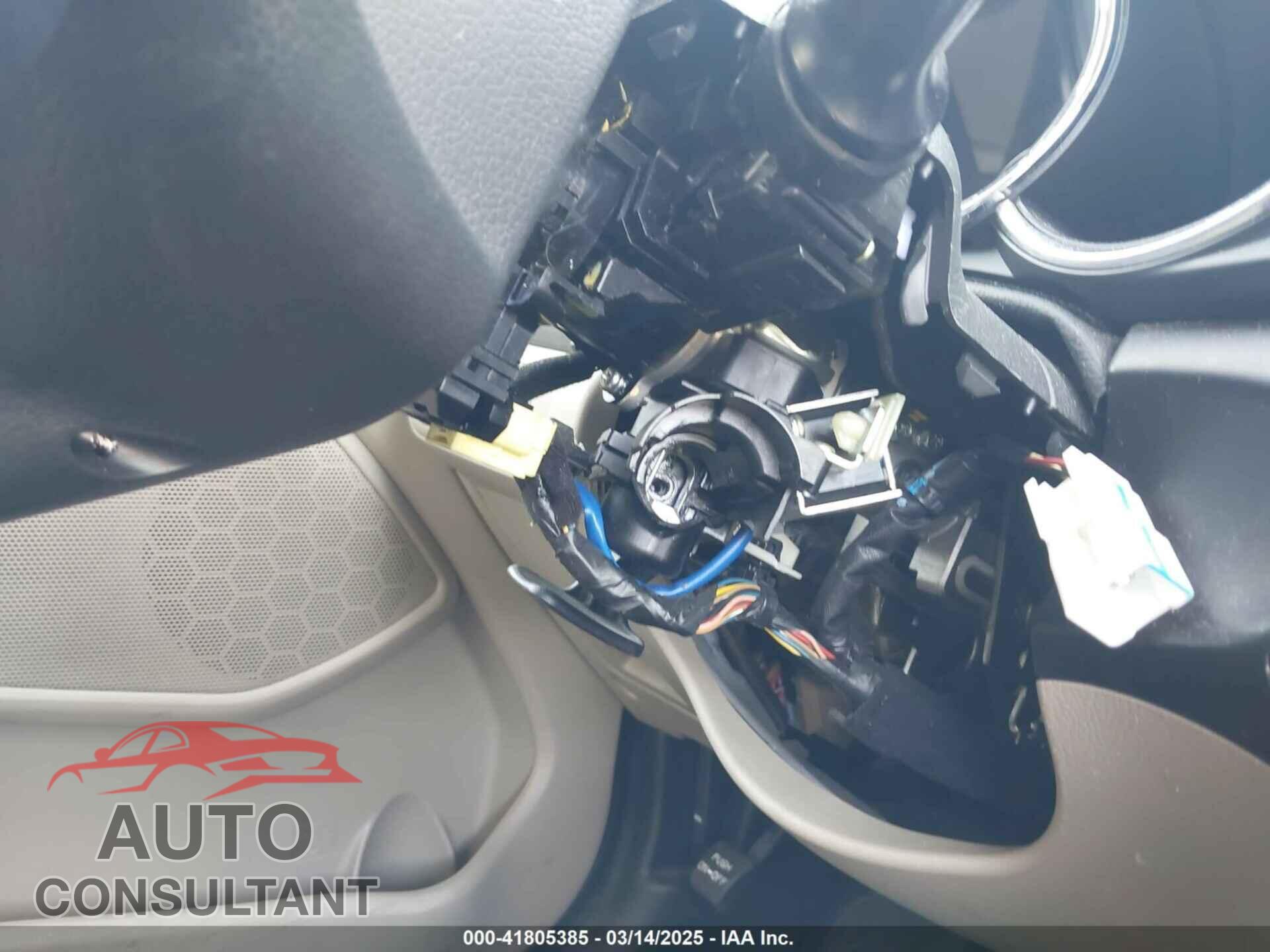 KIA OPTIMA 2011 - KNAGM4A75B5094093