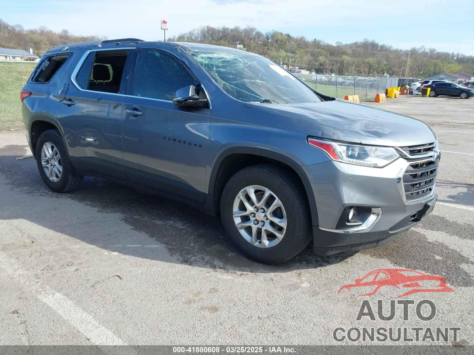 CHEVROLET TRAVERSE 2018 - 1GNERGKW9JJ216082