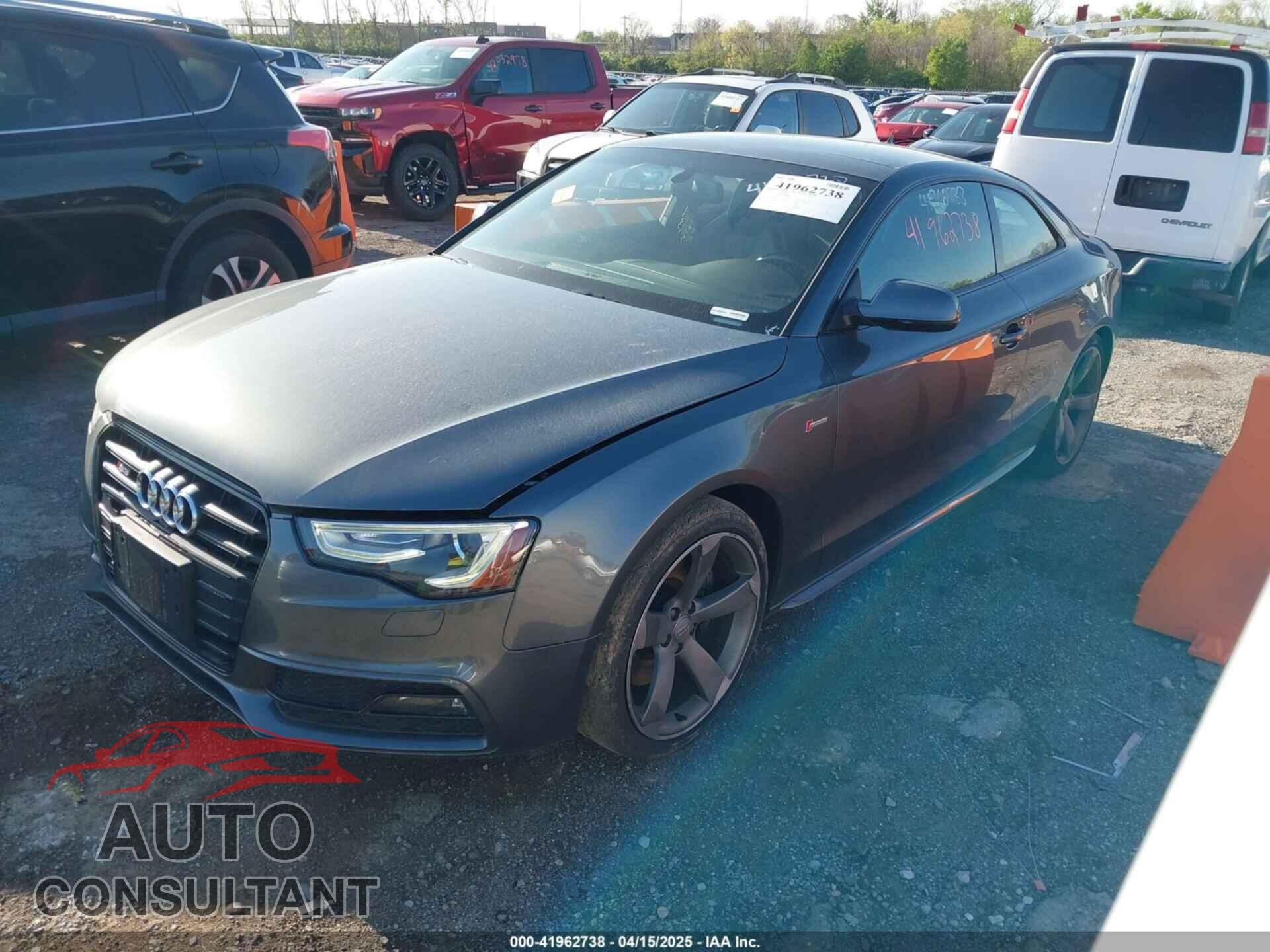 AUDI S5 2015 - WAUCGAFR0FA045606