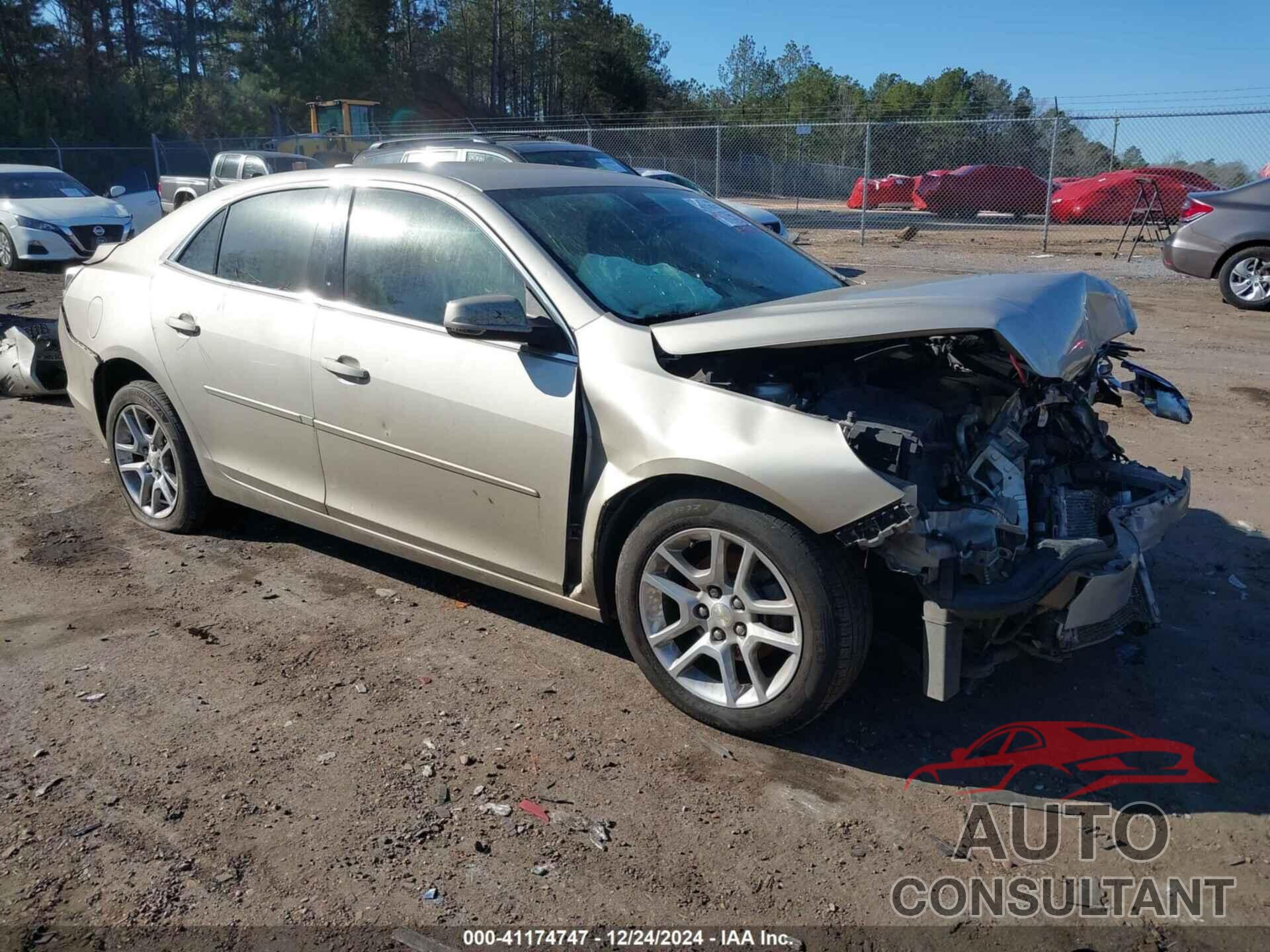 CHEVROLET MALIBU 2015 - 1G11C5SL5FF111027