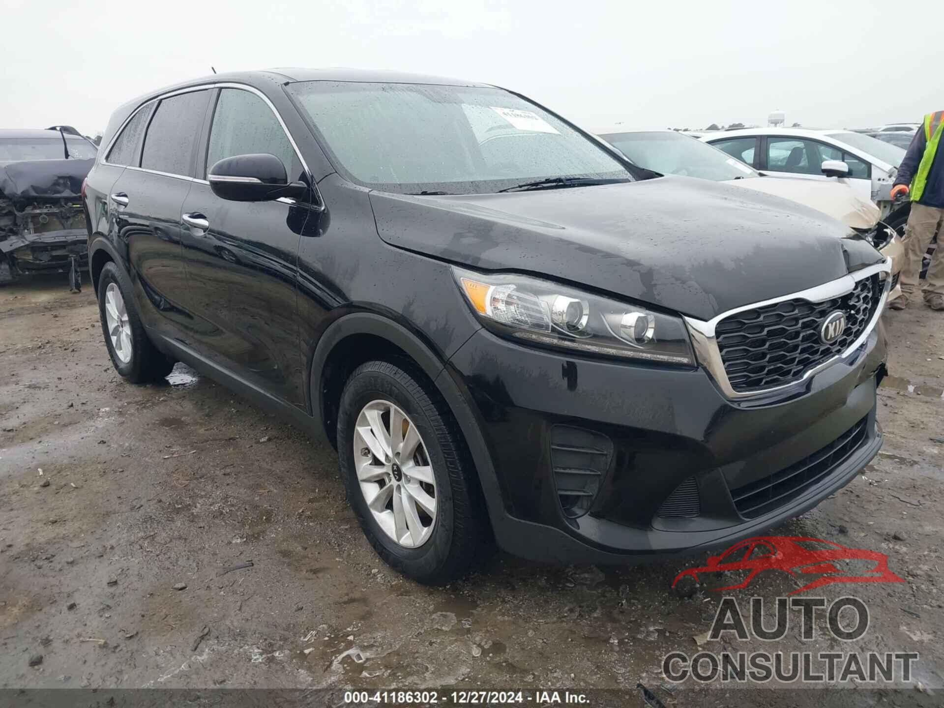 KIA SORENTO 2019 - 5XYPG4A37KG533115