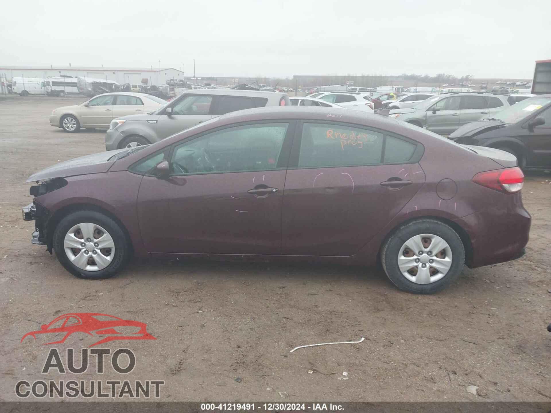 KIA FORTE 2017 - 3KPFK4A75HE032503