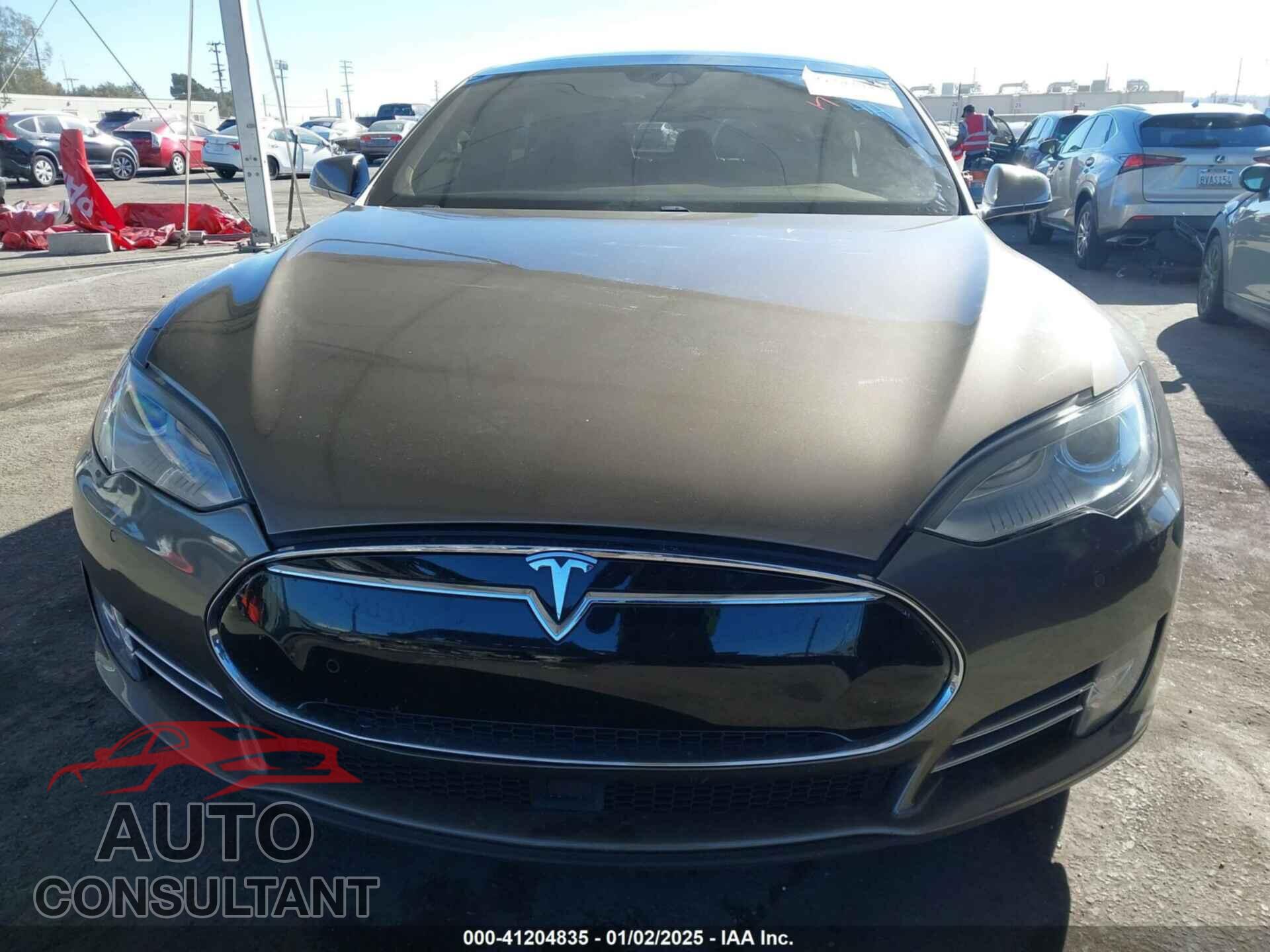 TESLA MODEL S 2015 - 5YJSA1E49FF102740