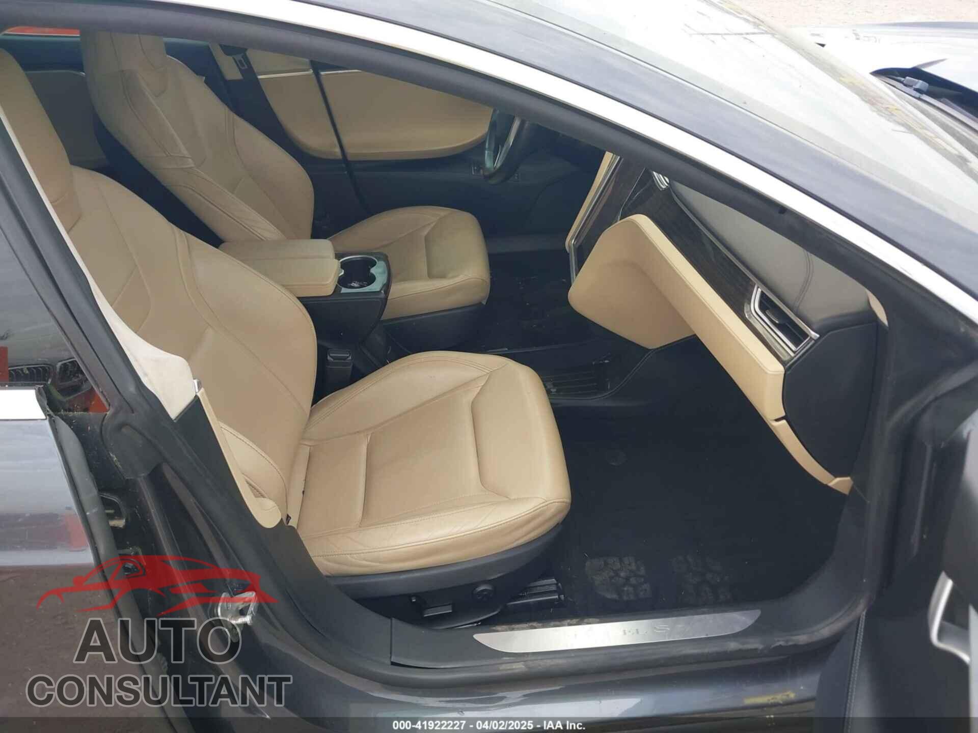 TESLA MODEL S 2016 - 5YJSA1E27GF129130