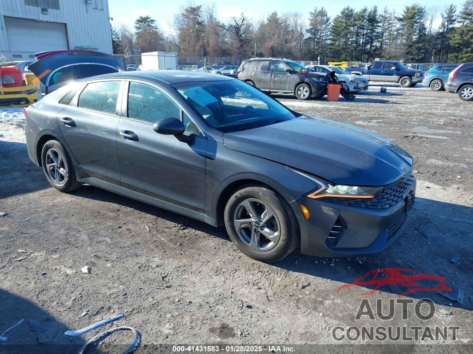 KIA K5 2022 - 5XXG14J25NG160576