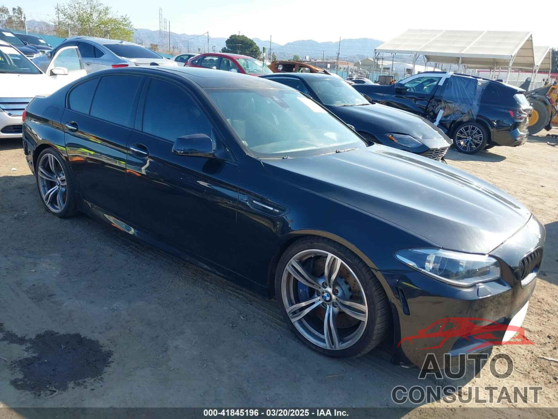 BMW M5 2014 - WBSFV9C56ED097611