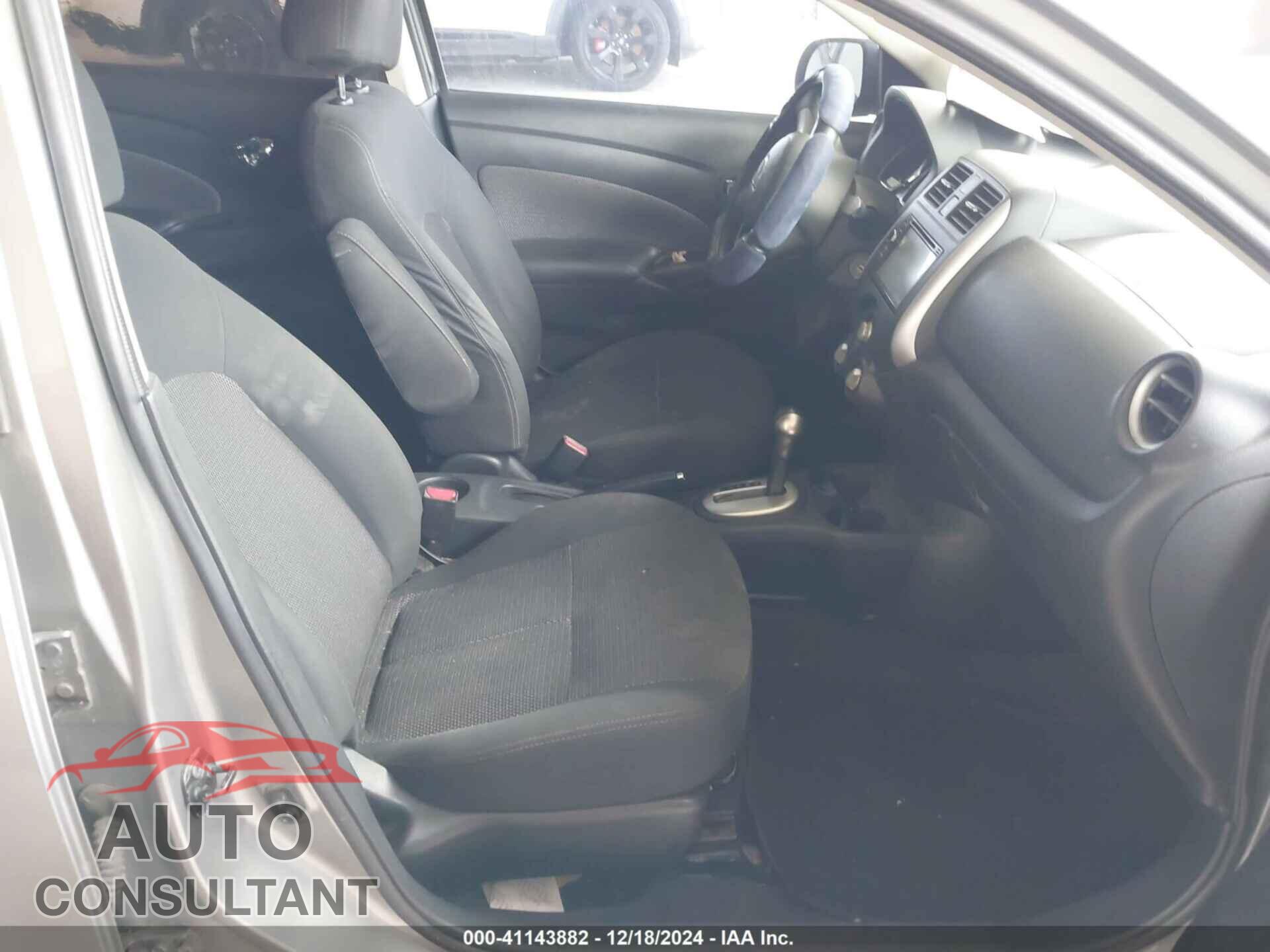 NISSAN VERSA 2014 - 3N1CN7APXEL829125