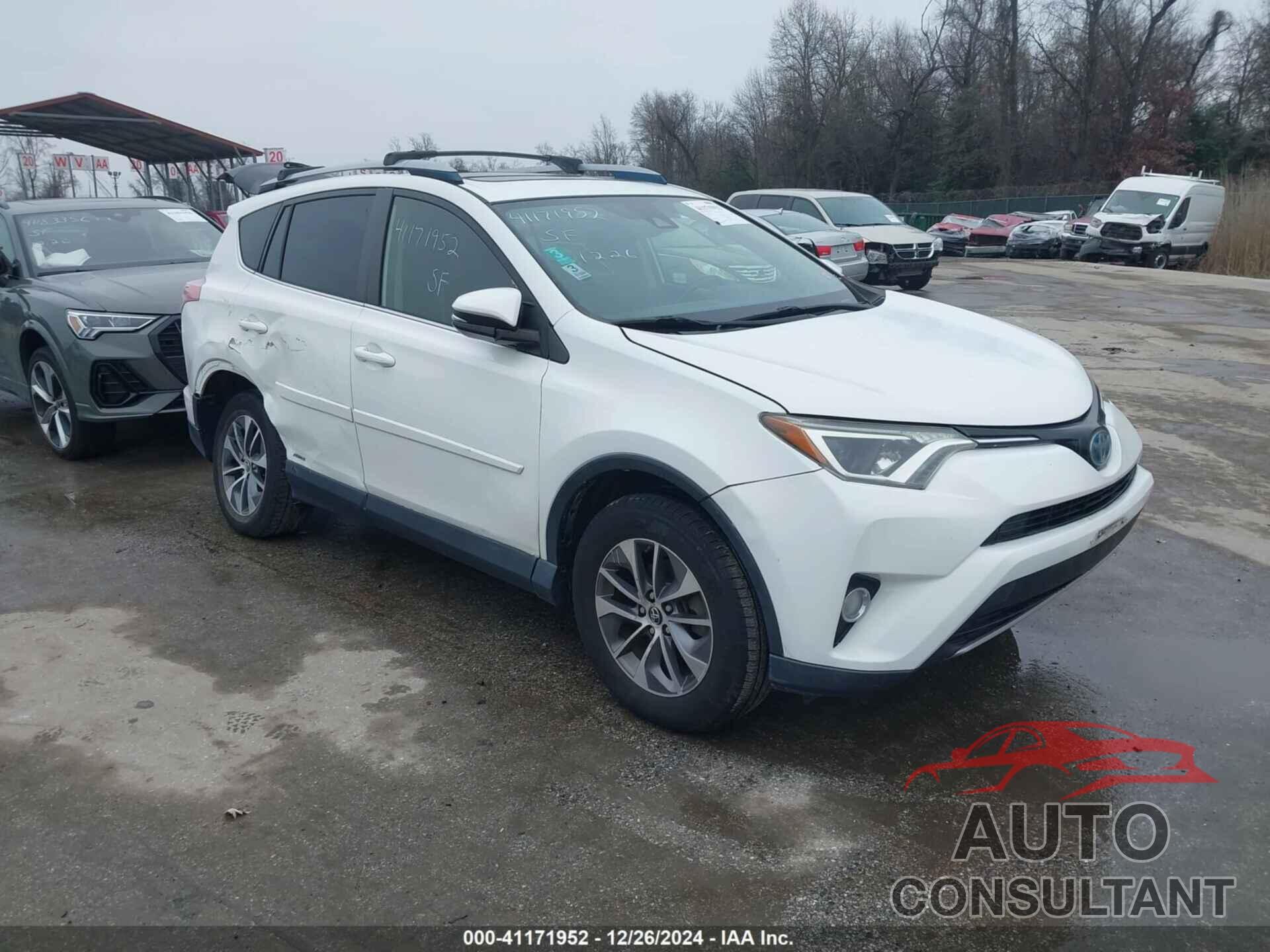 TOYOTA RAV4 HYBRID 2017 - JTMRJREV8HD060335