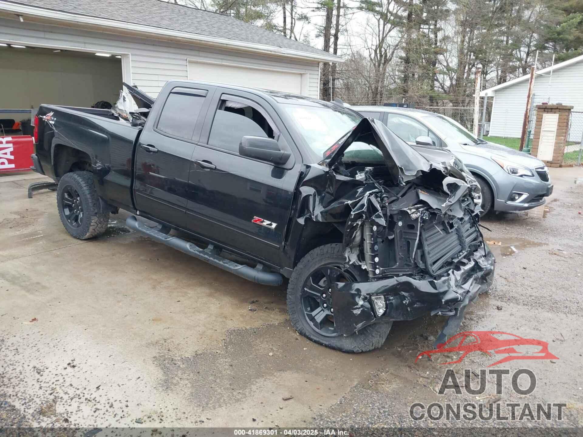 CHEVROLET SILVERADO 1500 2018 - 2GCVKREC8J1111943
