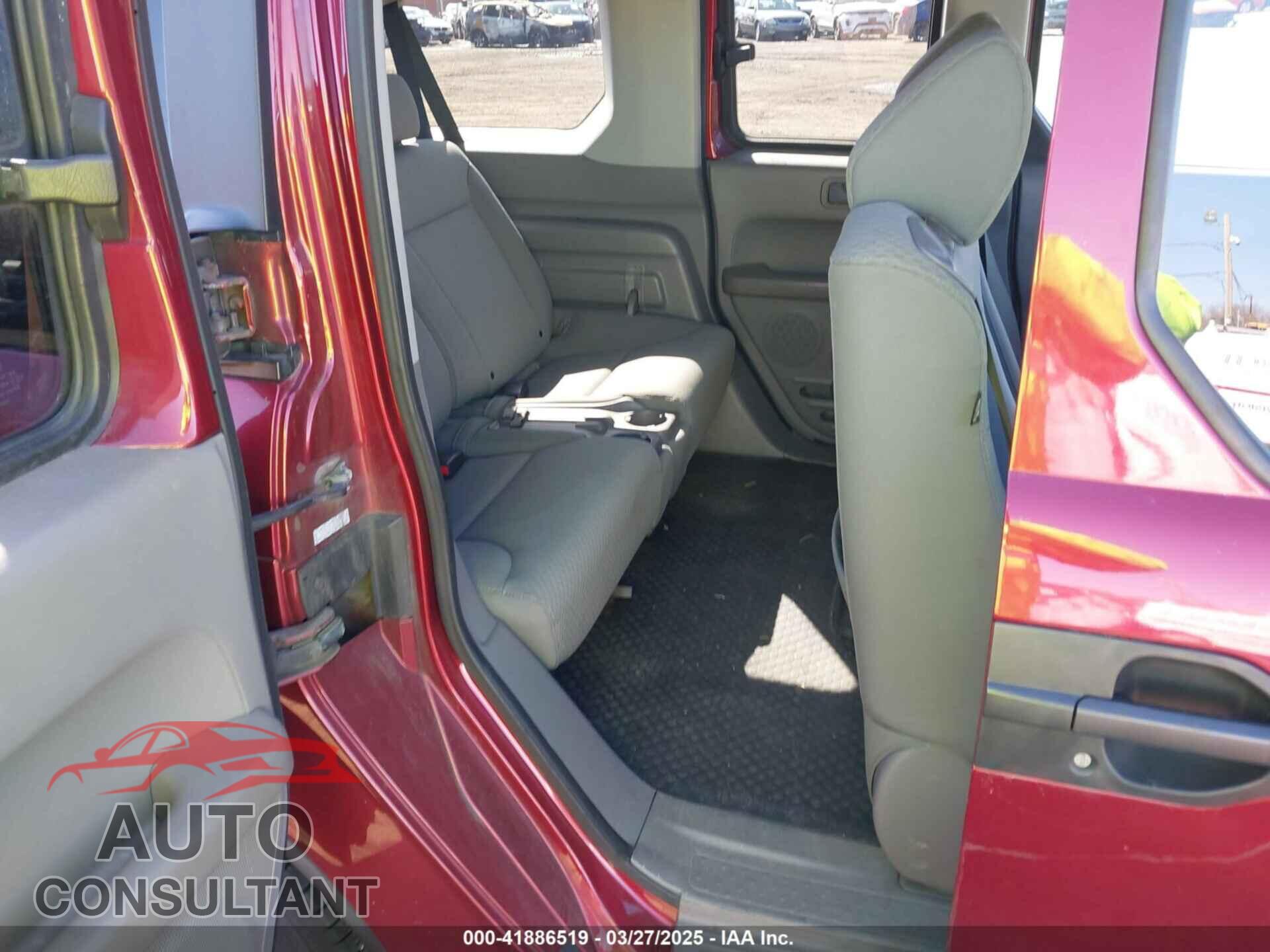 HONDA ELEMENT 2011 - 5J6YH2H7XBL002519