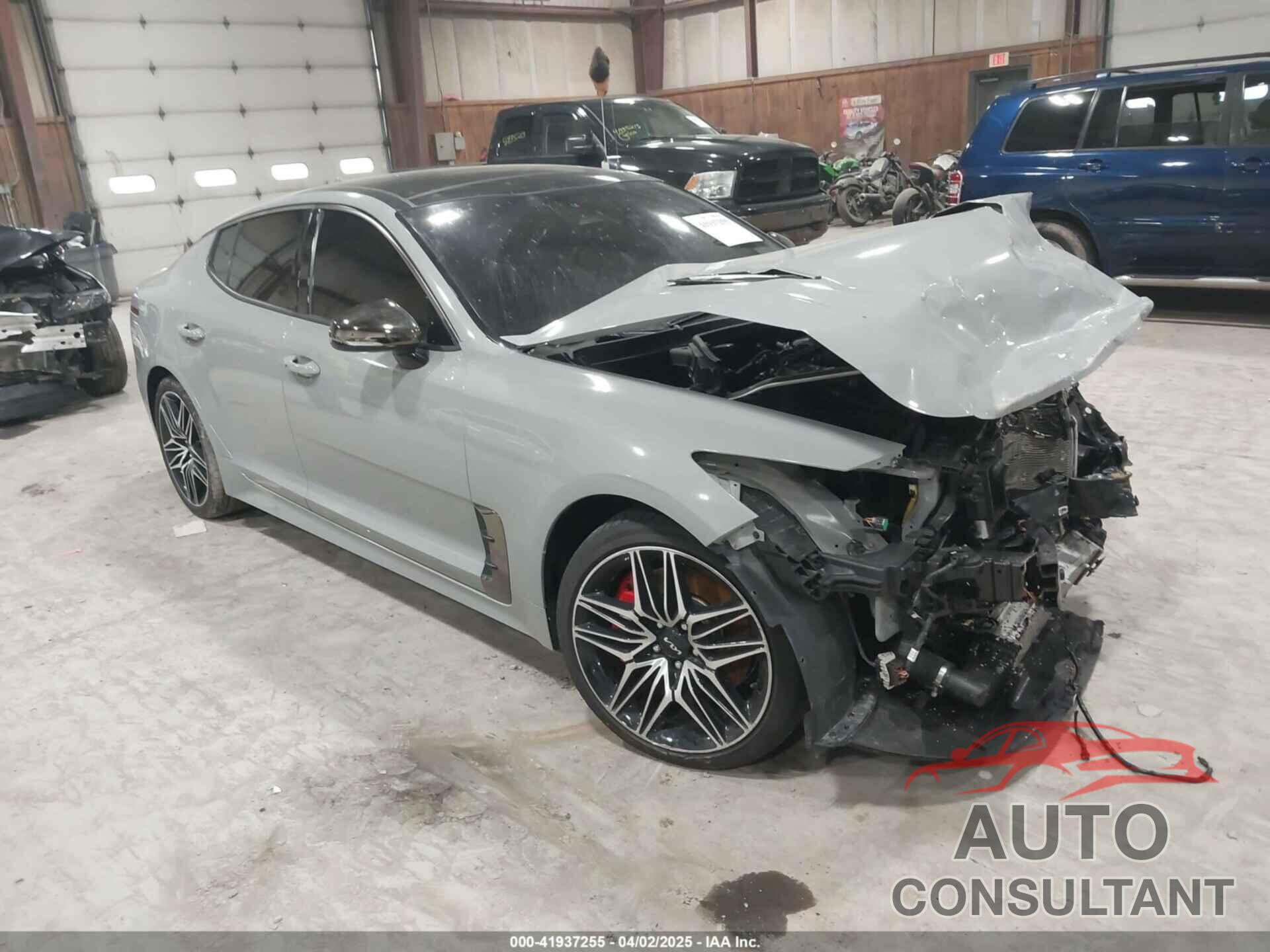 KIA STINGER 2022 - KNAE45LC9N6106302