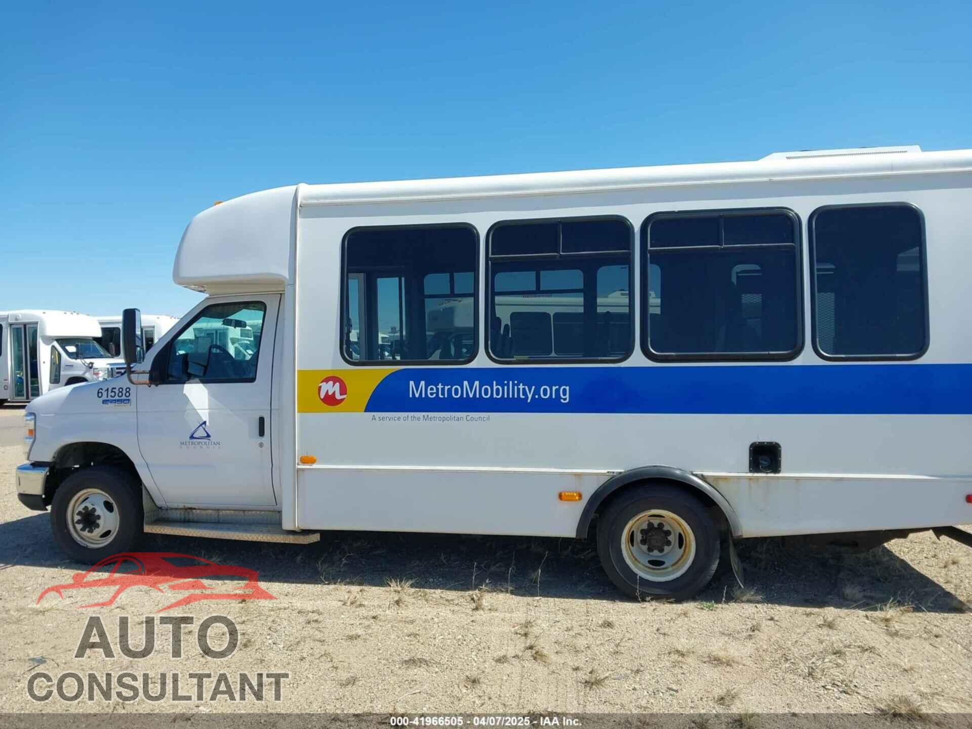 FORD E-450 CUTAWAY 2017 - 1FDFE4FS9HDC35363