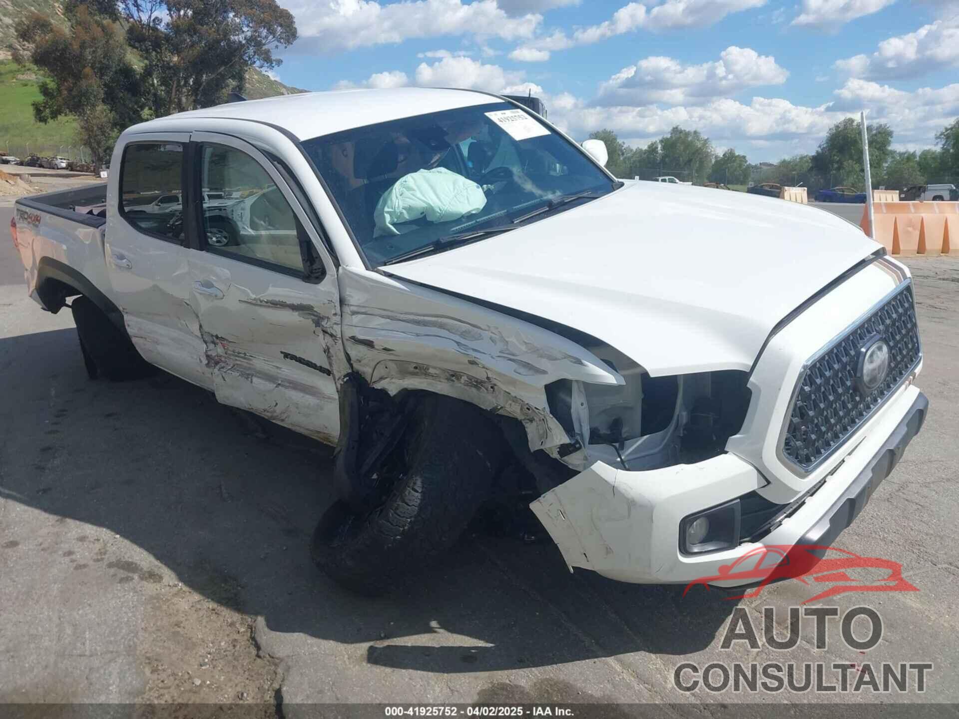 TOYOTA TACOMA 2019 - 3TMCZ5AN5KM249582