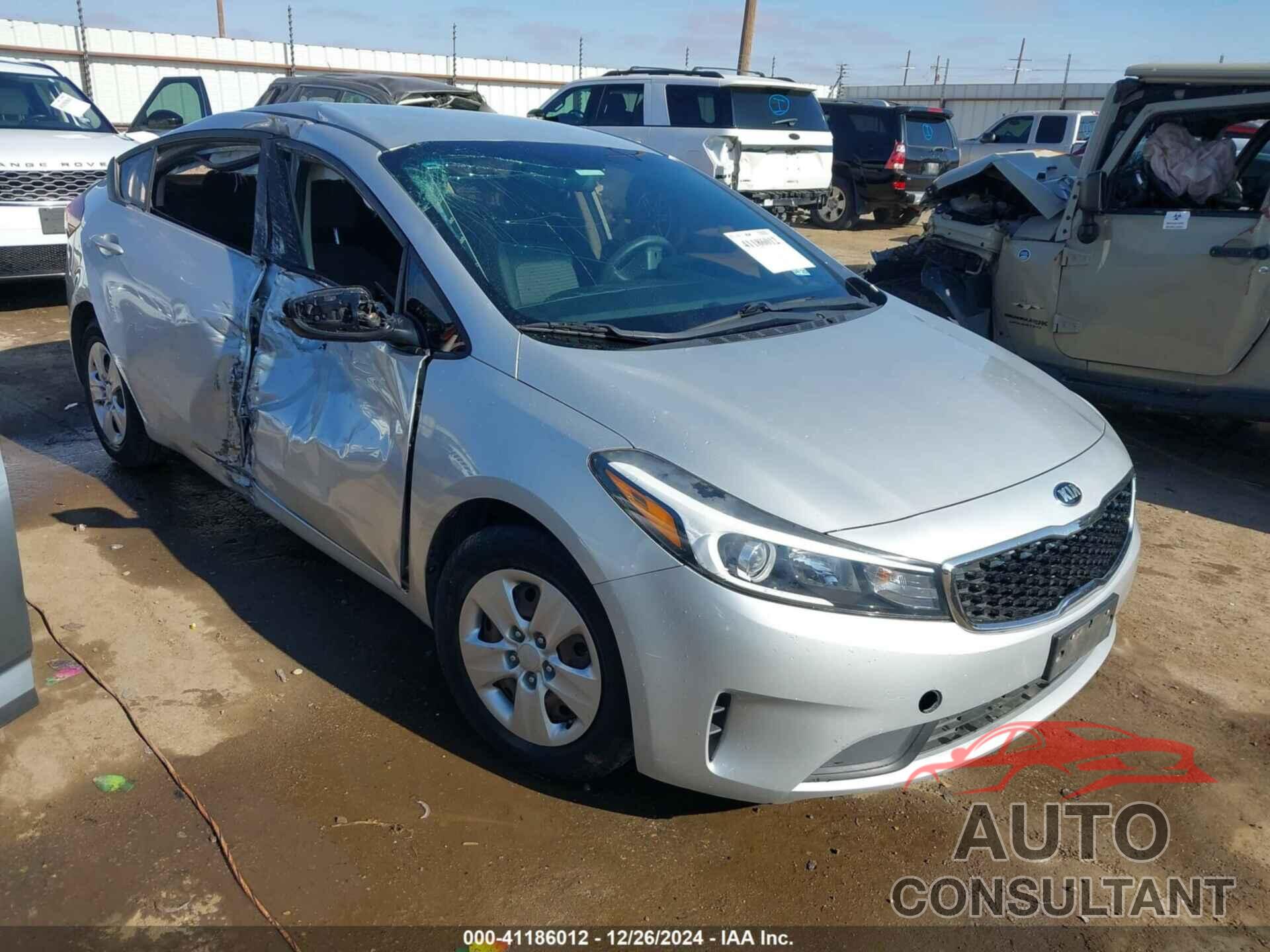 KIA FORTE 2018 - 3KPFL4A72JE166159