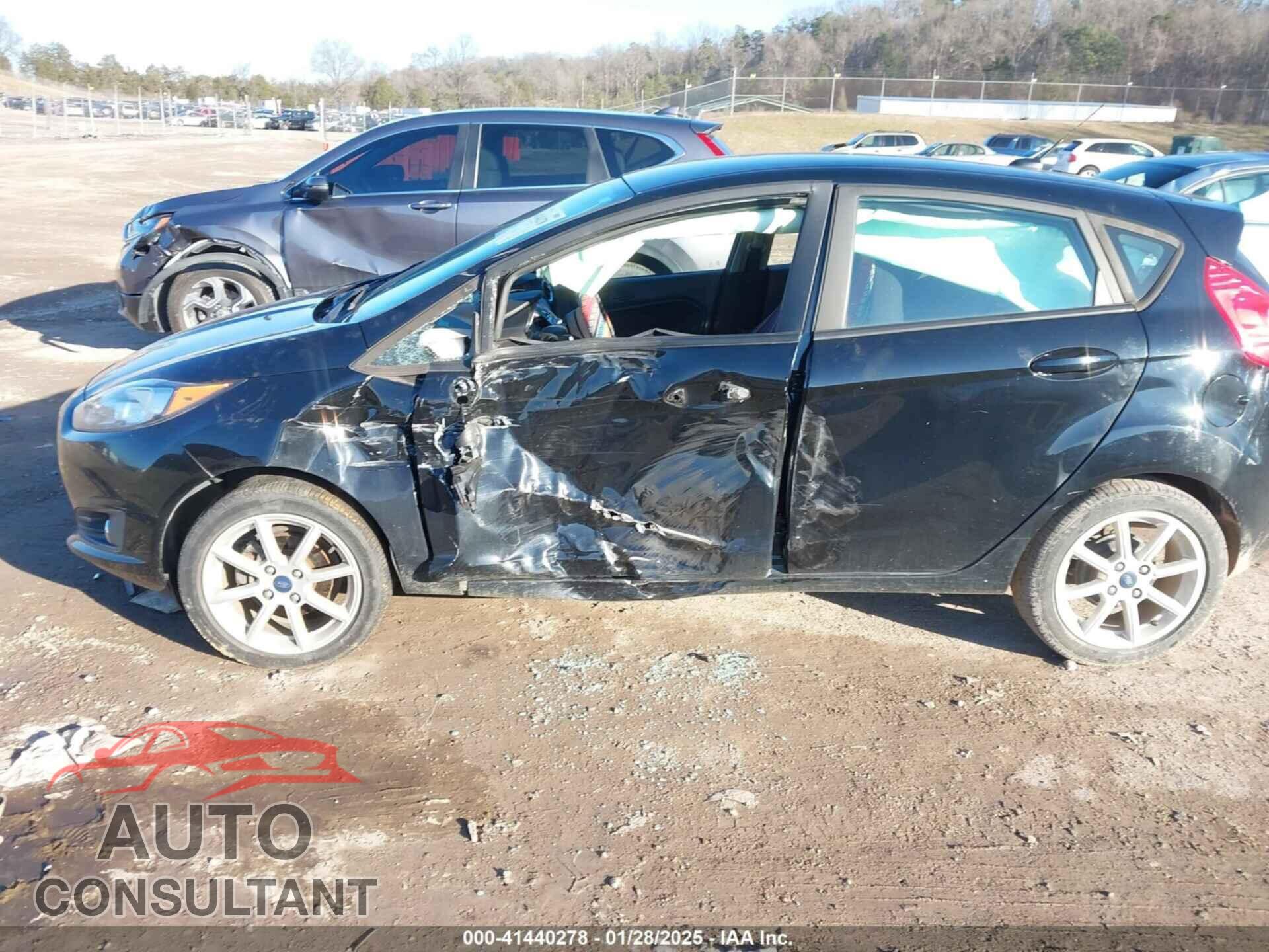 FORD FIESTA 2019 - 3FADP4EJ3KM133475
