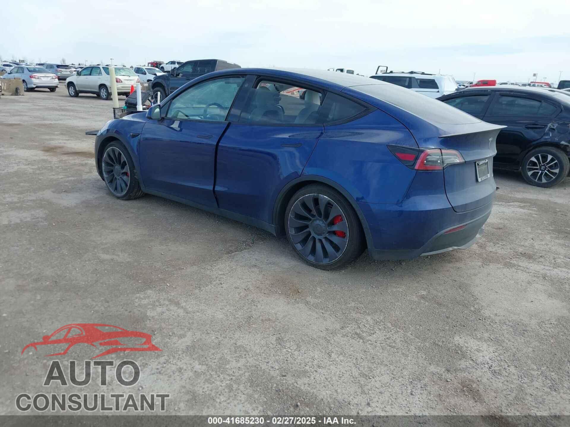 TESLA MODEL Y 2021 - 5YJYGDEF8MF245641