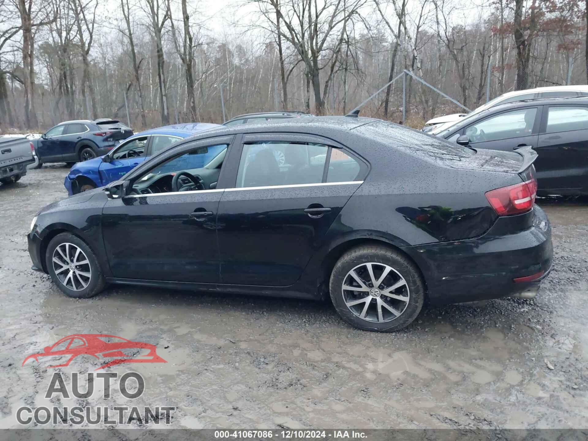 VOLKSWAGEN JETTA 2017 - 3VWDB7AJ9HM400267
