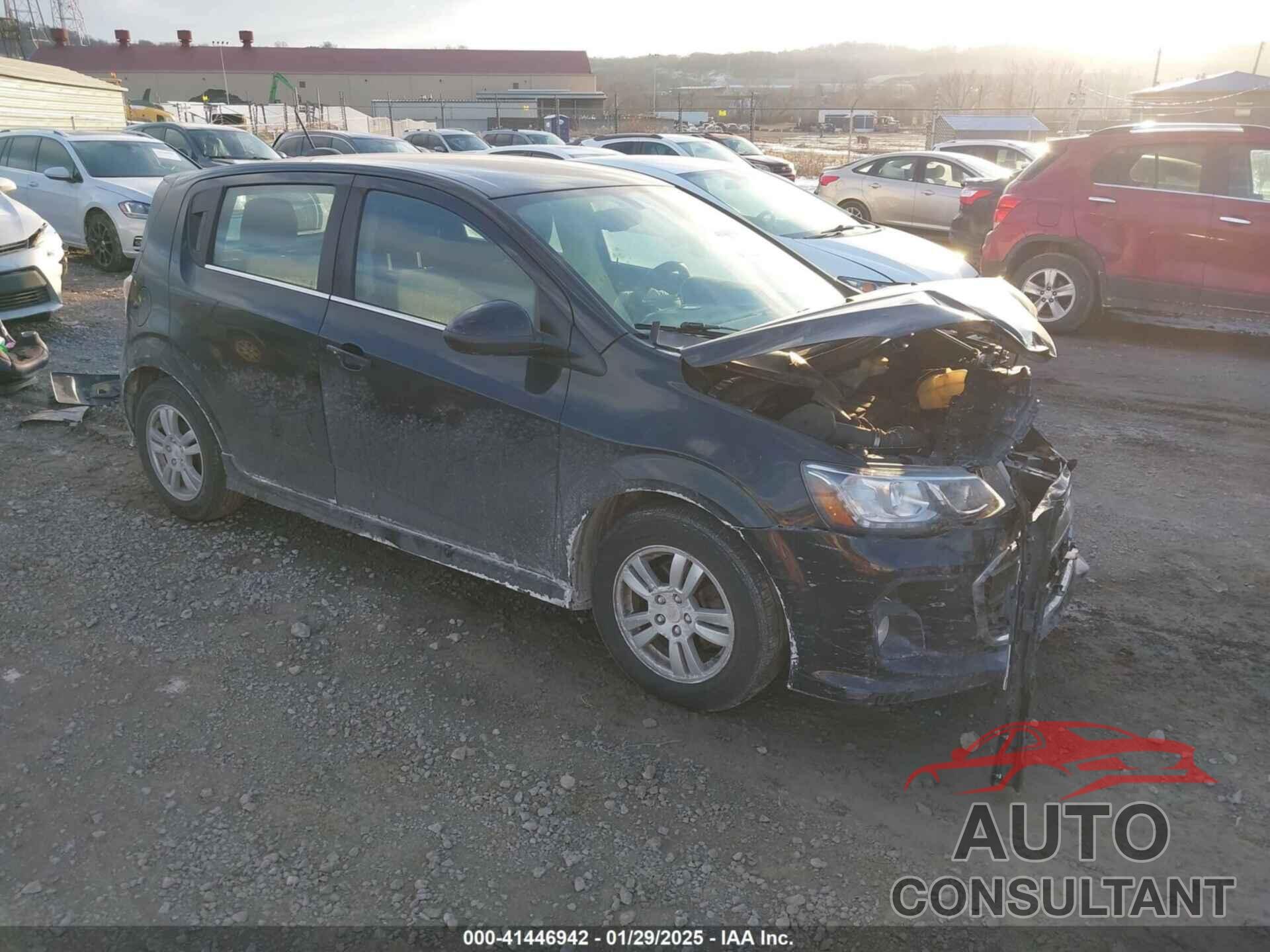 CHEVROLET SONIC 2019 - 1G1JD6SB5K4108290