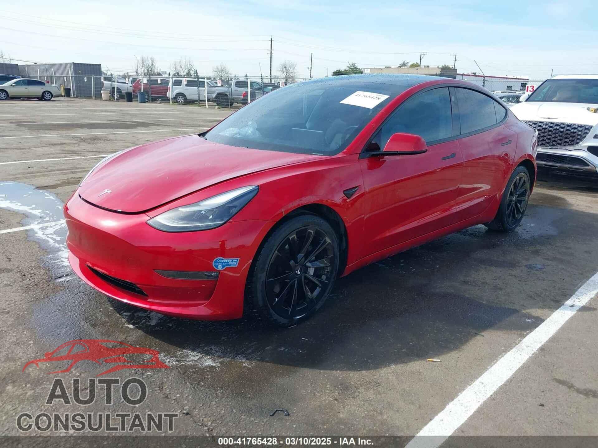 TESLA MODEL 3 2021 - 5YJ3E1EB2MF015279