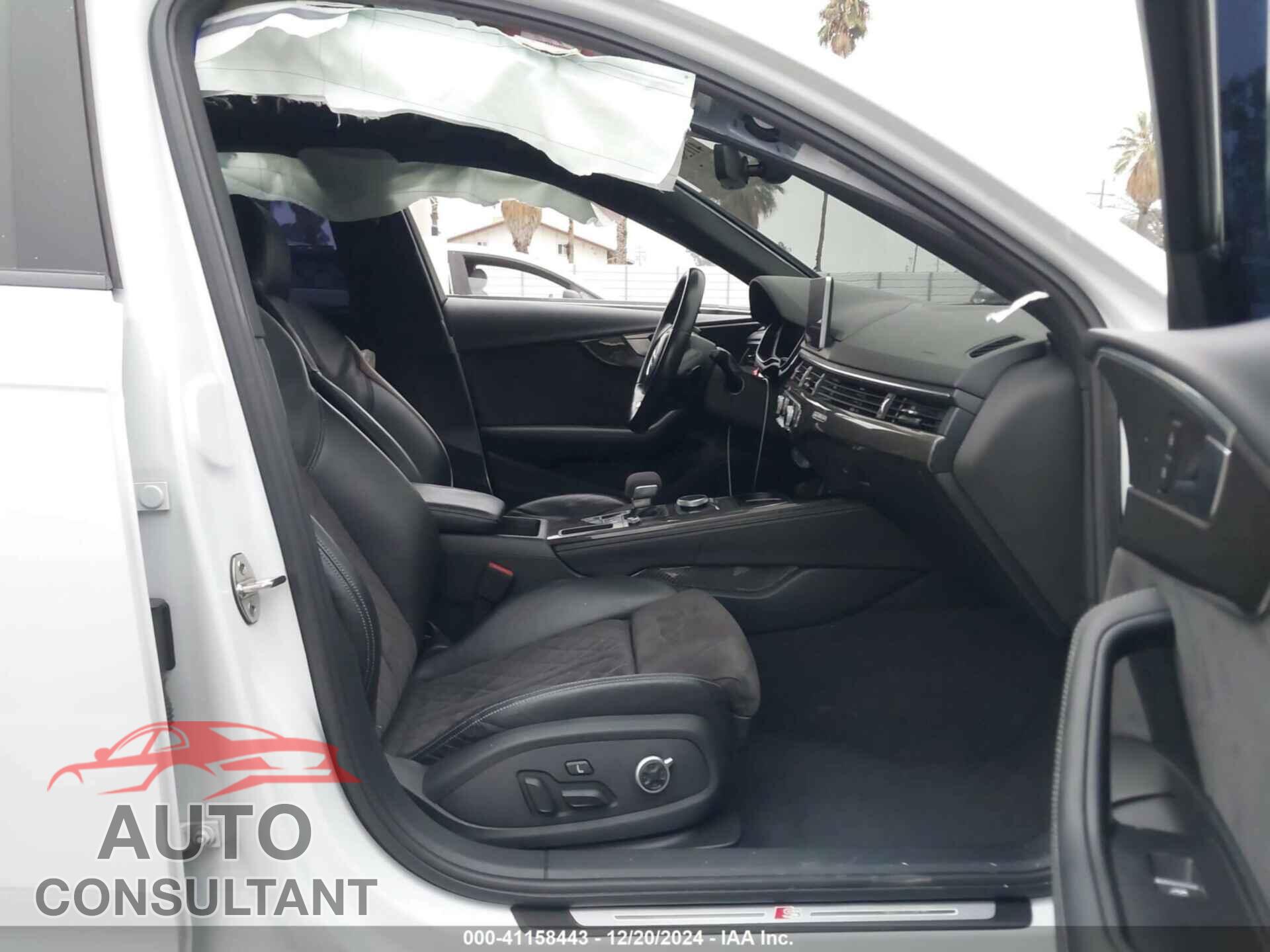 AUDI S4 2019 - WAUB4AF4XKA011062