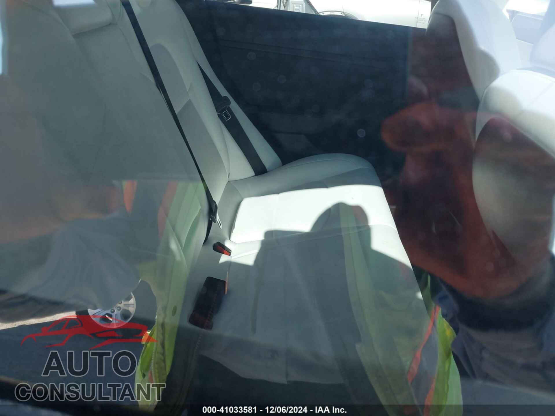 TESLA MODEL 3 2021 - 5YJ3E1EA5MF069070