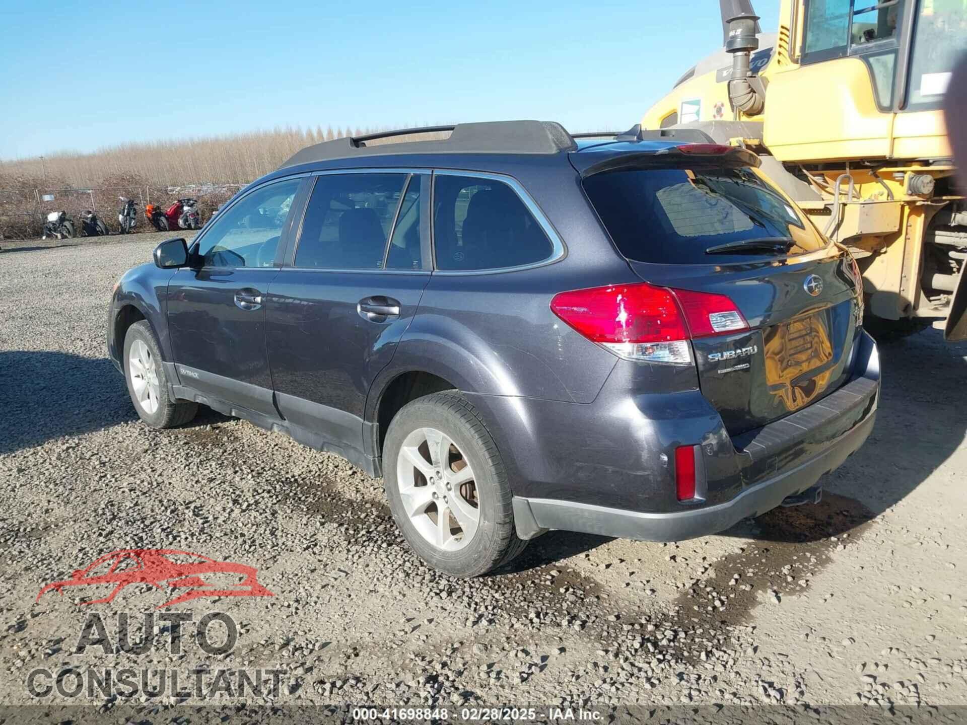 SUBARU OUTBACK 2013 - 4S4BRBKC5D3207663