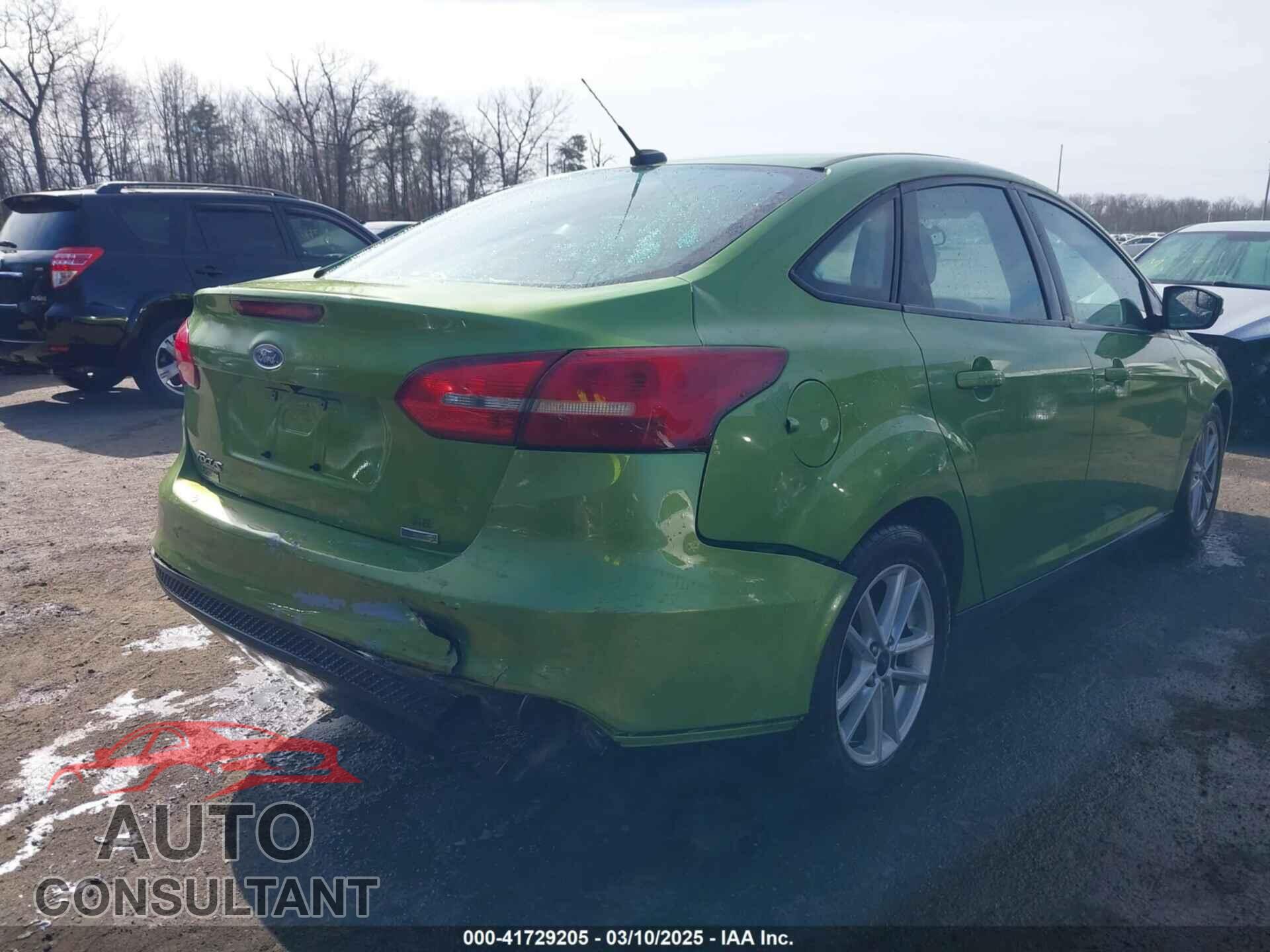 FORD FOCUS 2018 - 1FADP3FE7JL237818