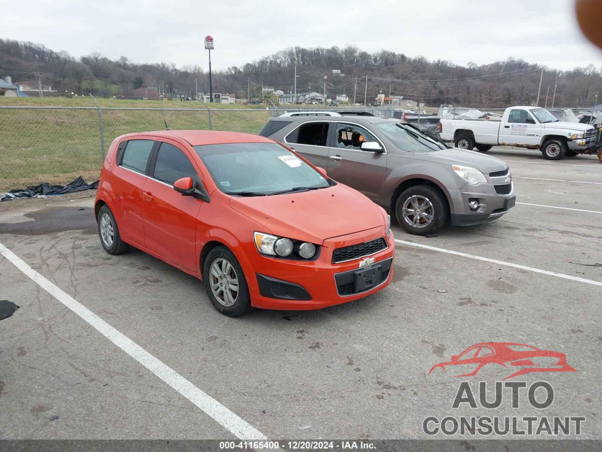CHEVROLET SONIC 2012 - 1G1JC6SH2C4187586